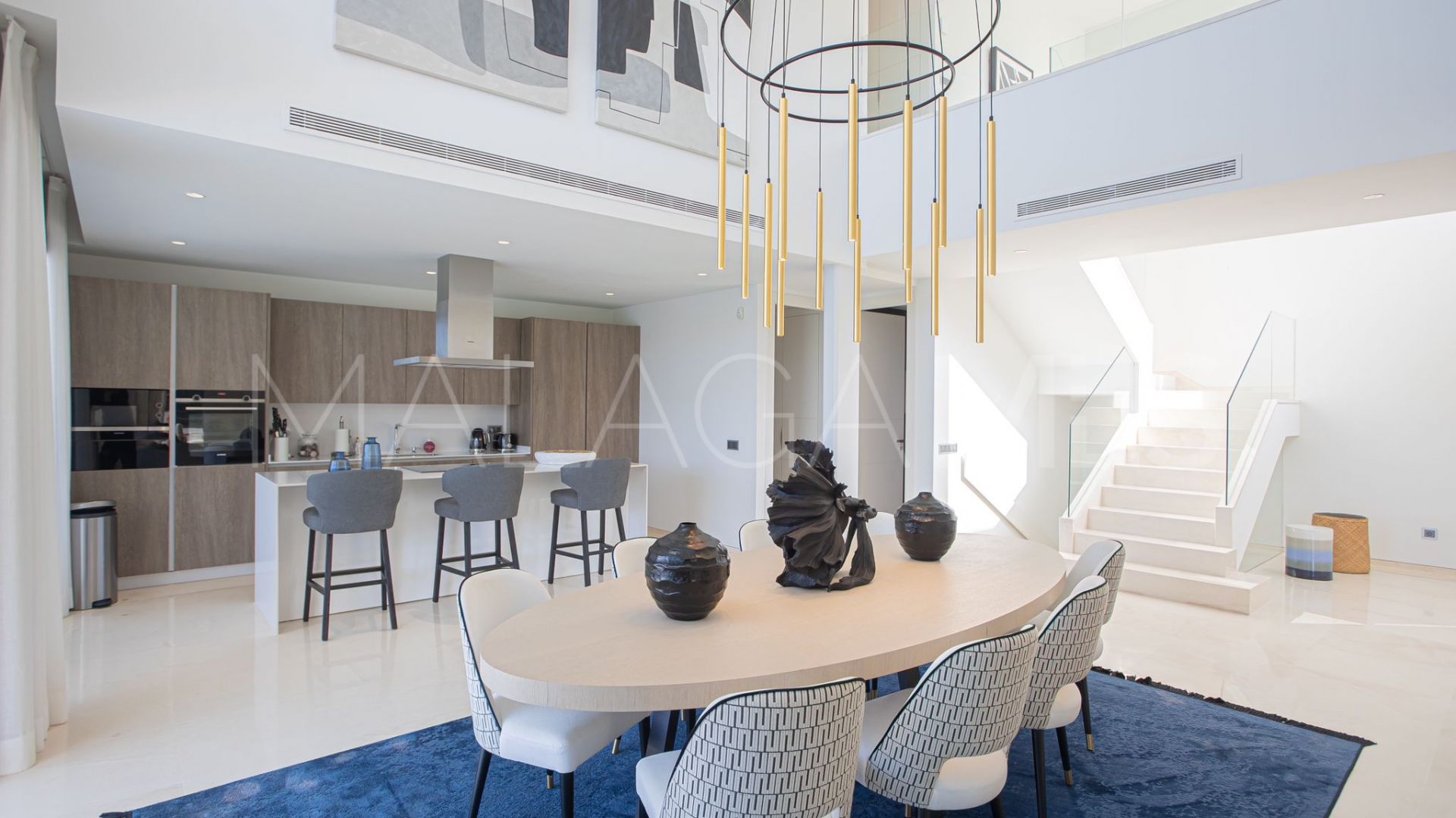 Se vende villa with 6 bedrooms in Nueva Andalucia