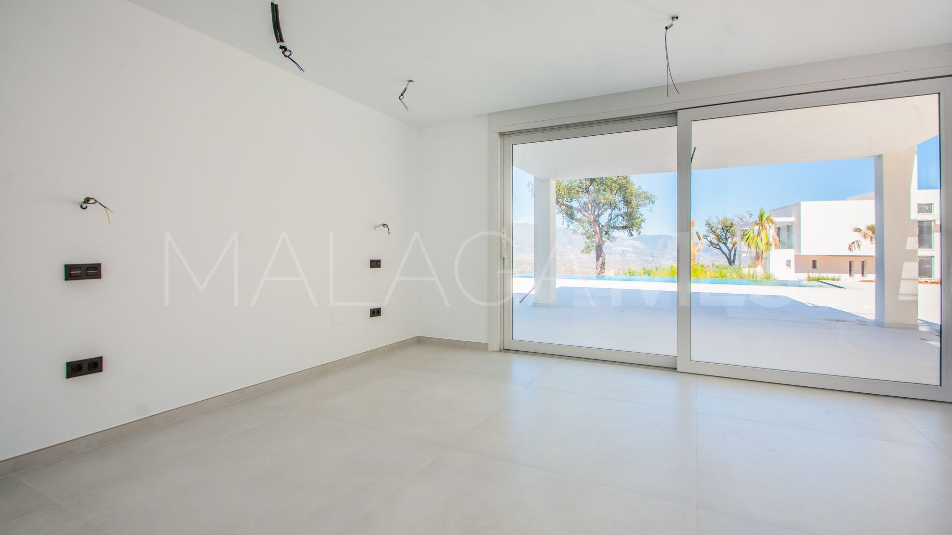 Villa for sale in La Mairena