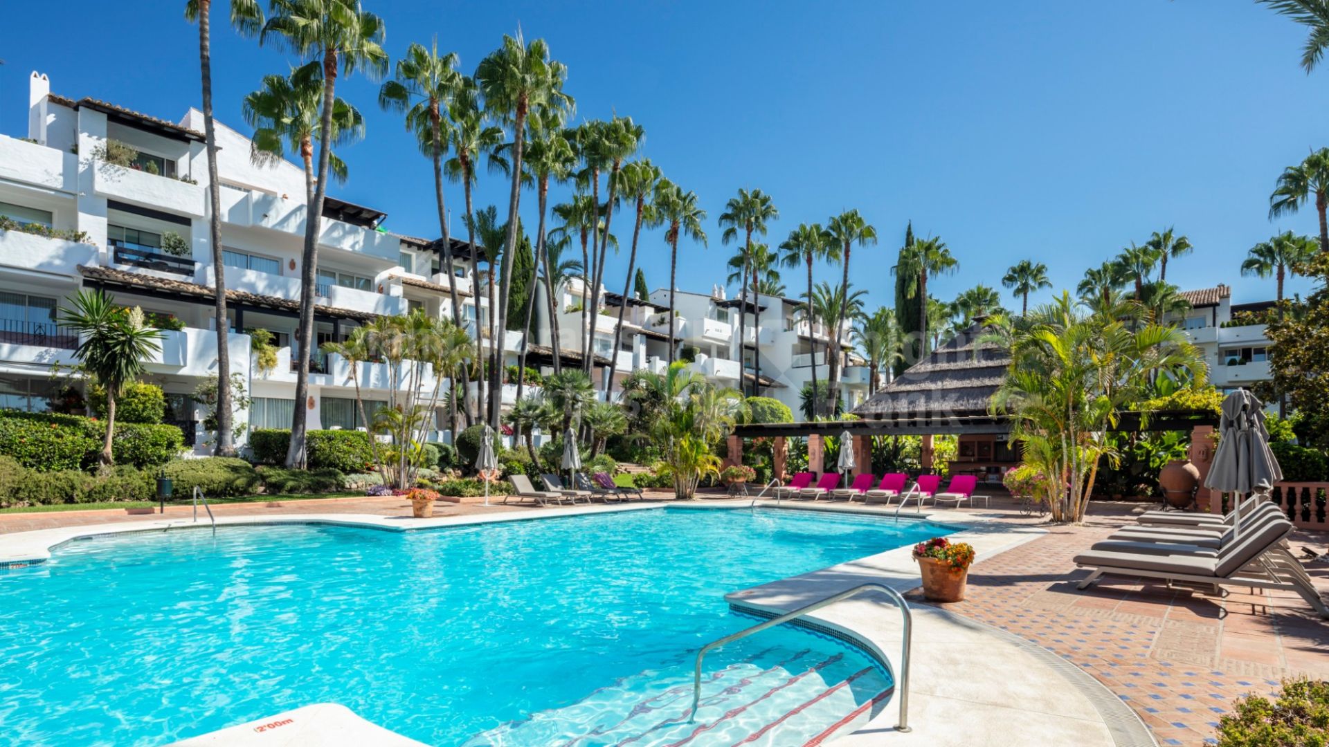 Marina Puente Romano, Erdgeschosswohnung in Marina de Puente Romano, Marbella Goldene Meile