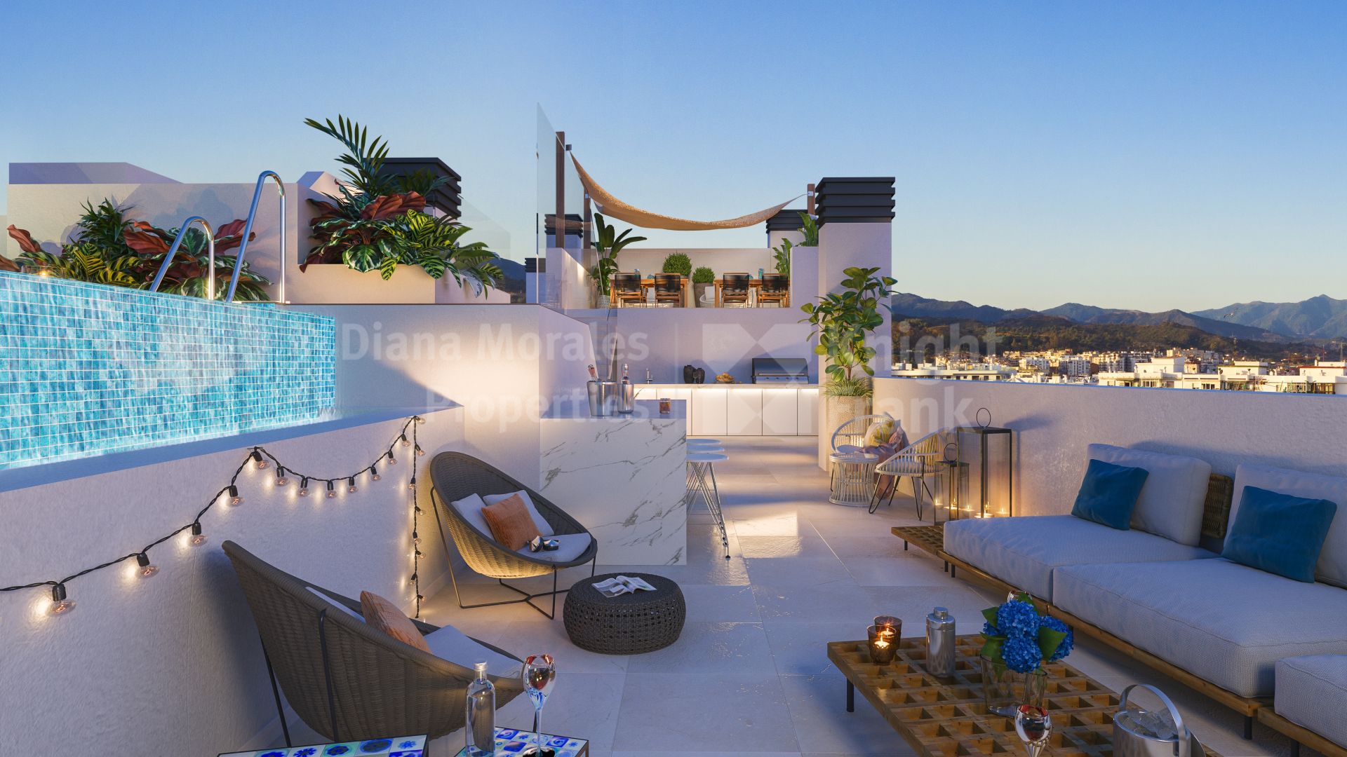 Estepona Centre, Two-bedroom flat on second floor 100 m. from the beach