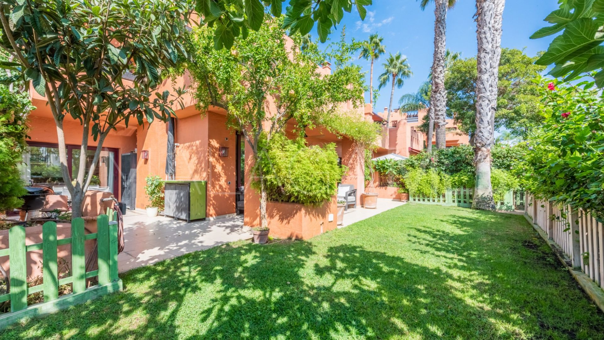 Villa jumelée for sale in Monte Marbella Club