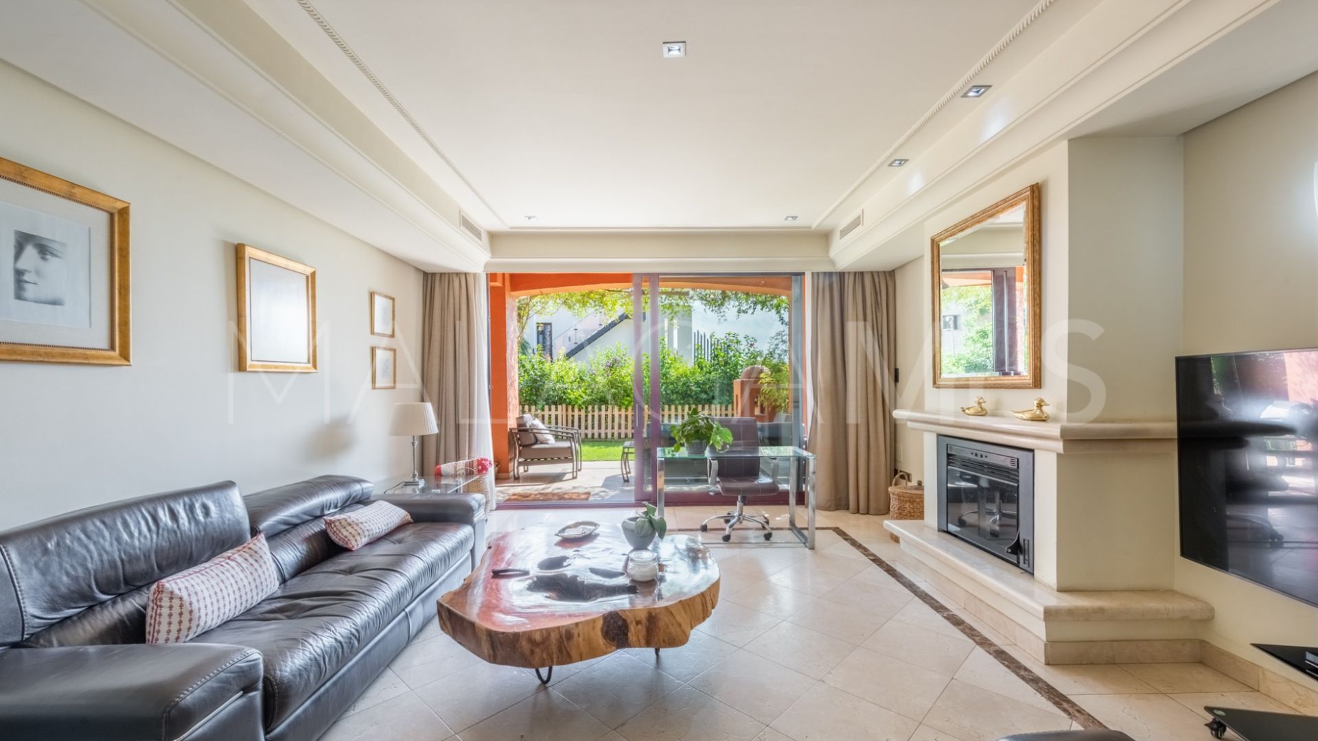 Villa jumelée for sale in Monte Marbella Club