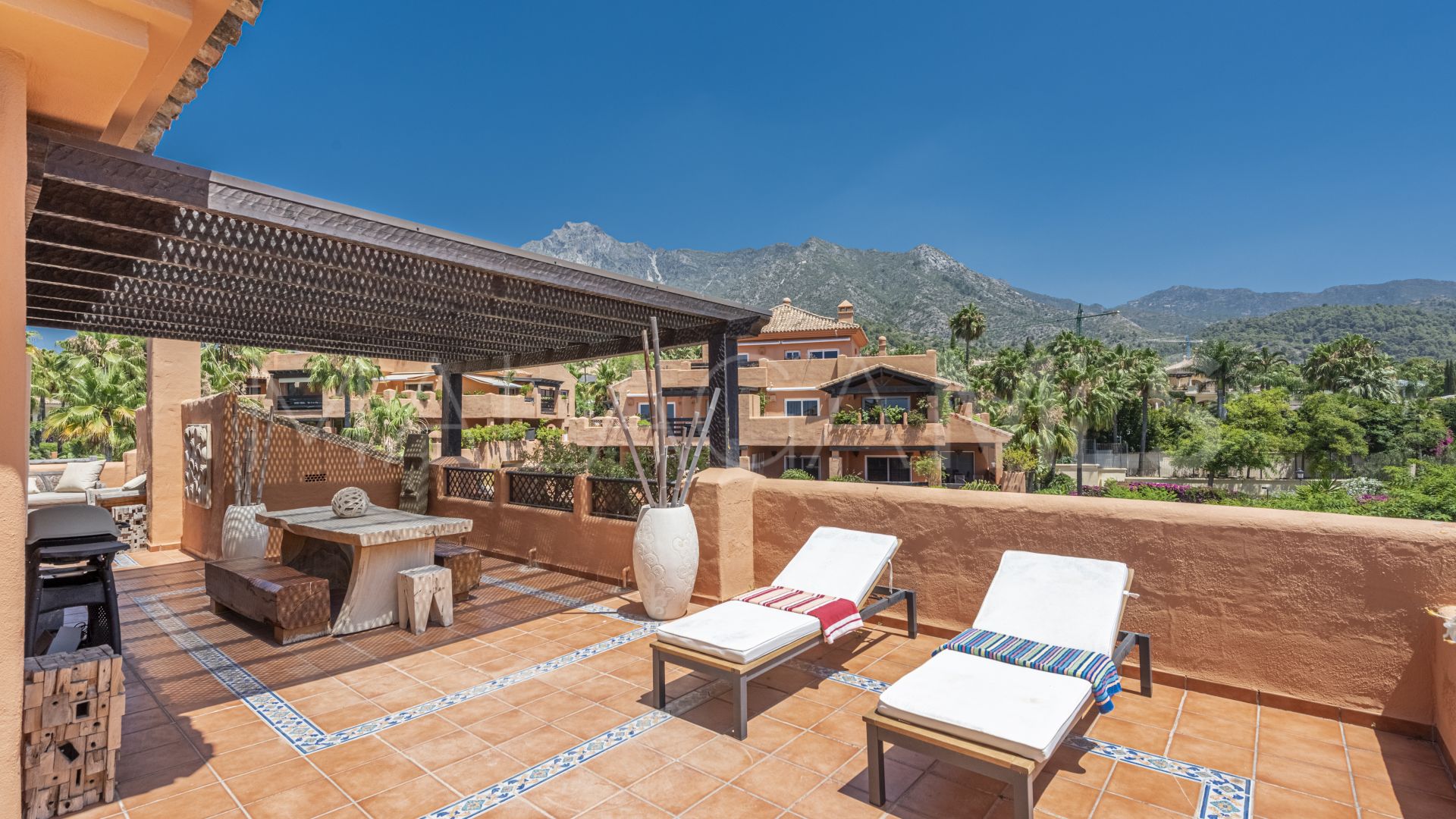 Zweistöckiges penthouse for sale in Sierra Blanca