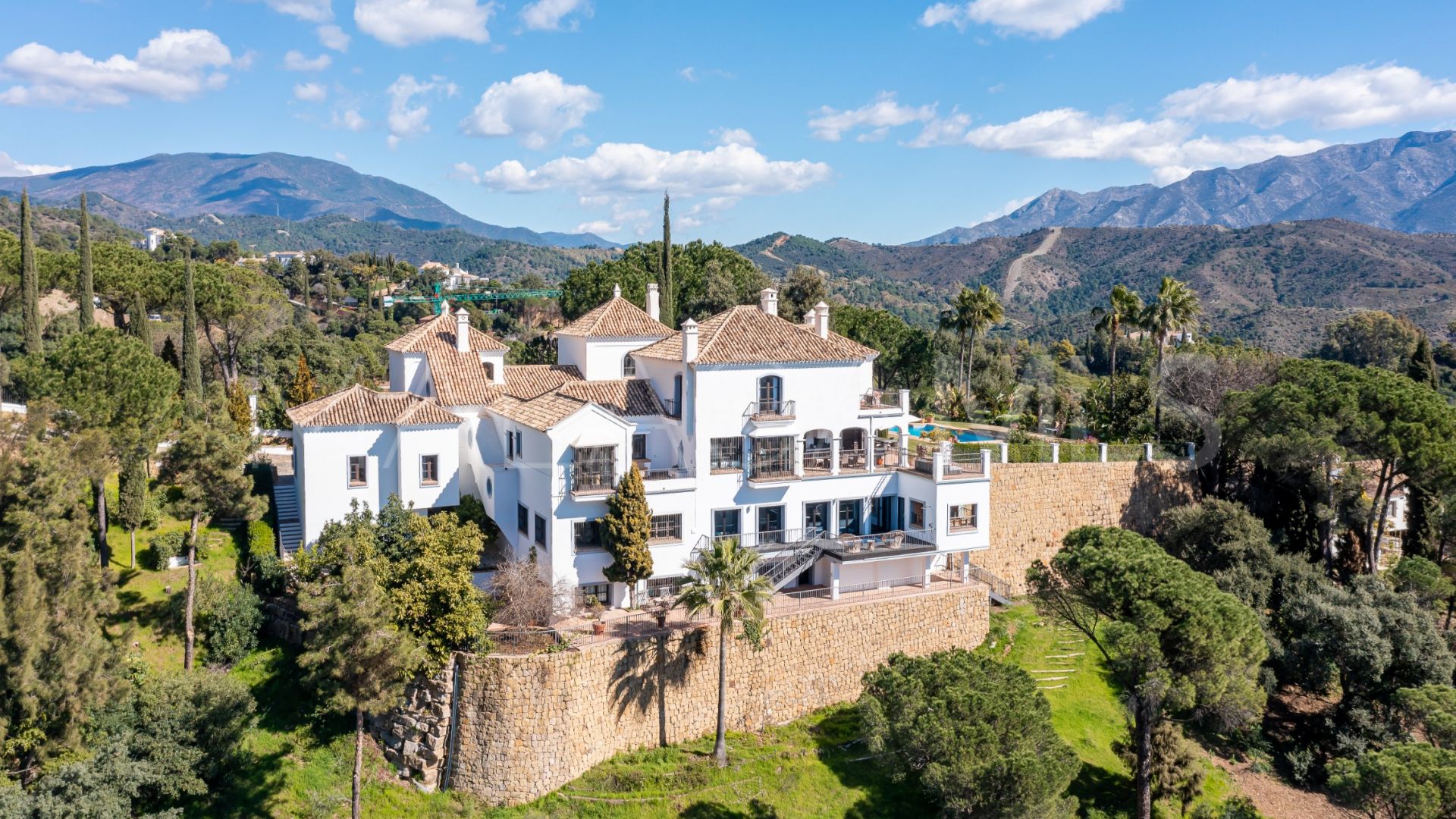 Villa a la venta in El Madroñal