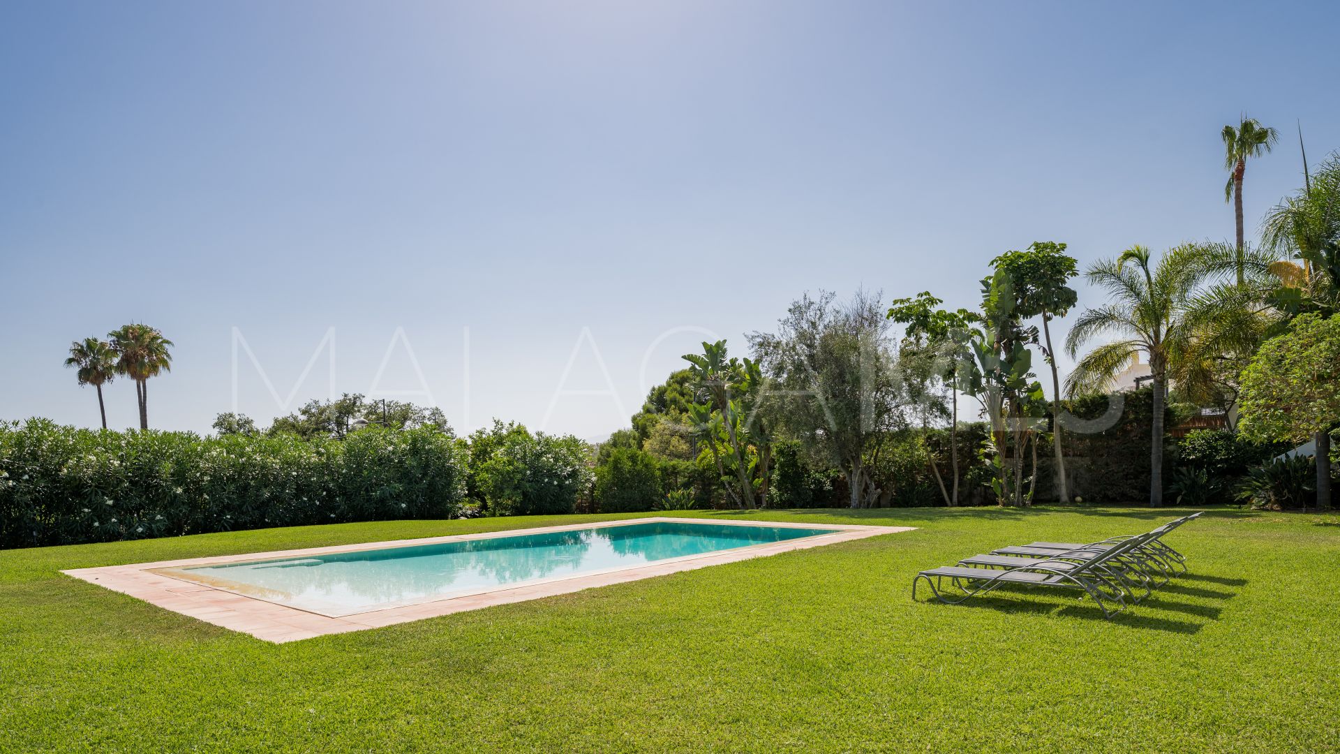 Villa for sale de 5 bedrooms in Pavona Real