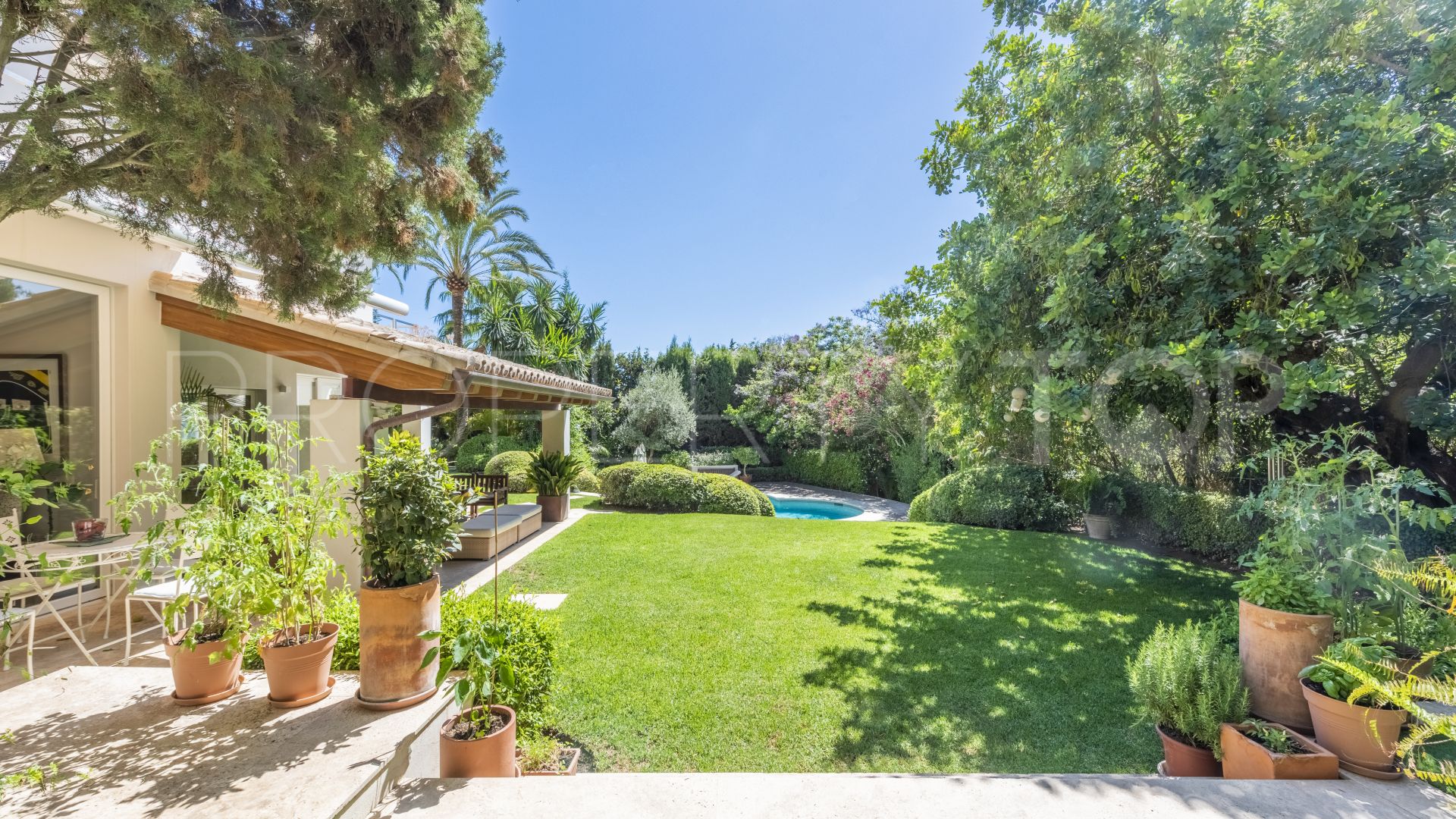Marbella Hill Club 5 bedrooms villa for sale