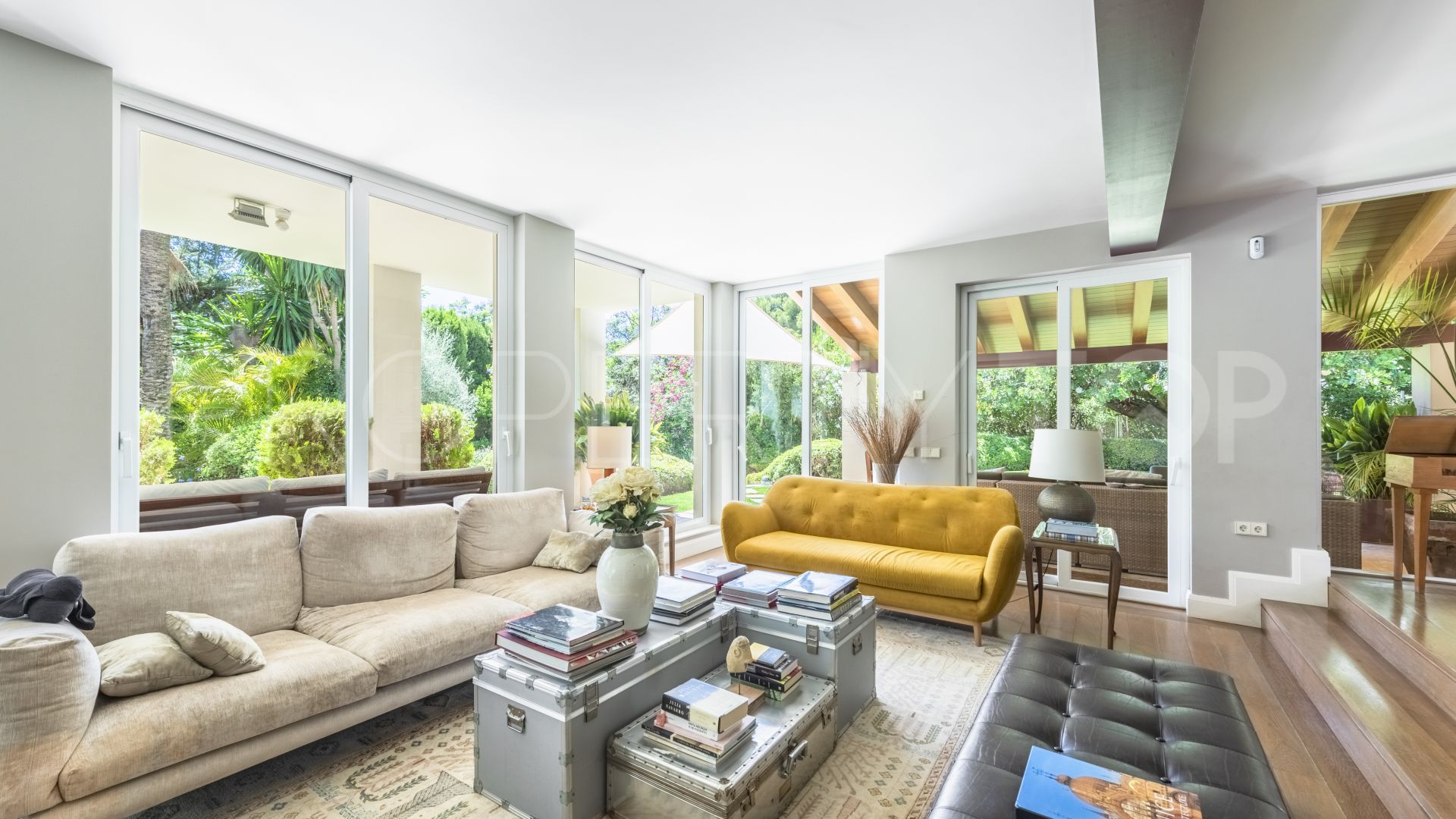 Marbella Hill Club 5 bedrooms villa for sale