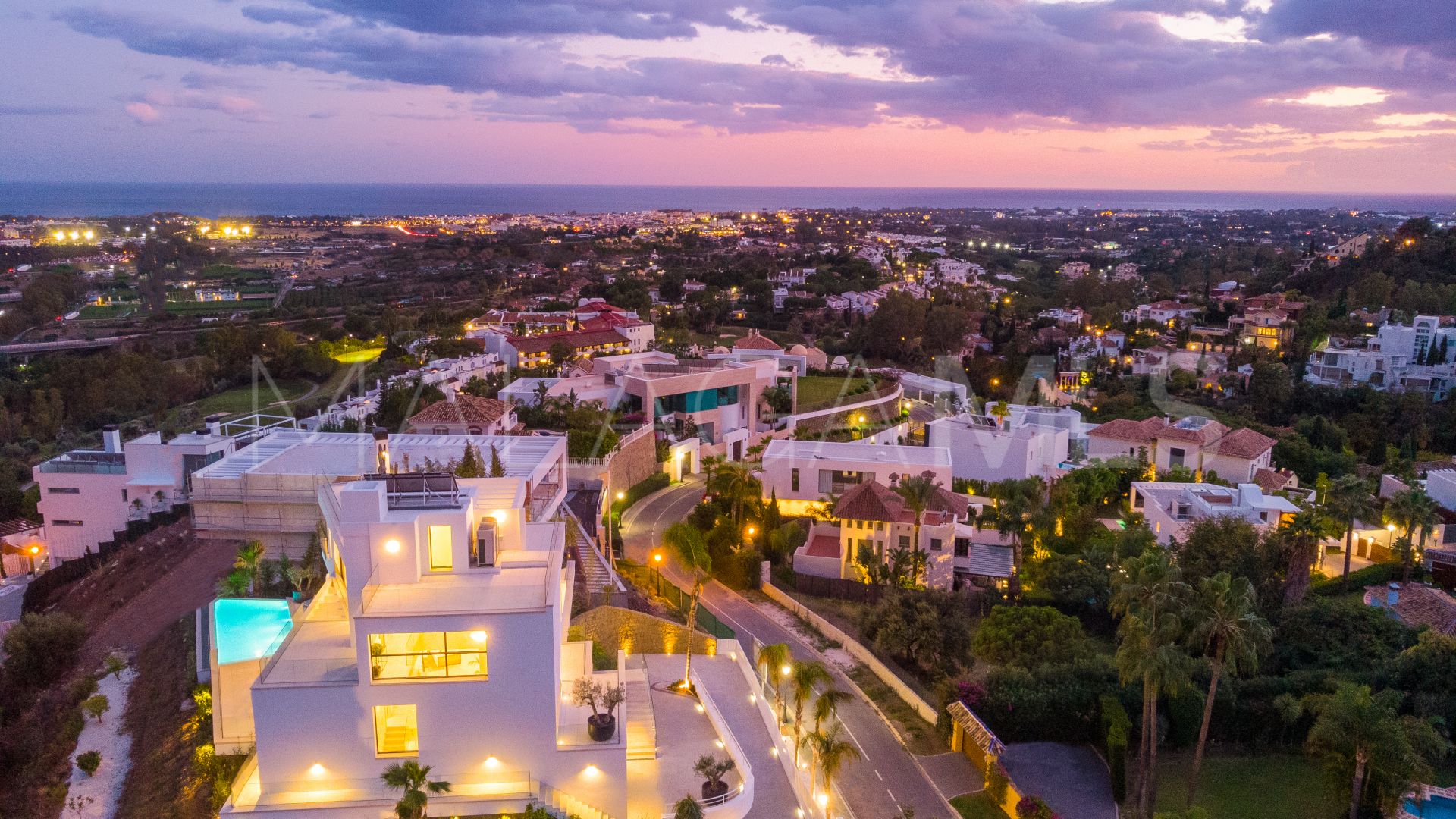 Villa a la venta in La Quinta with 5 bedrooms