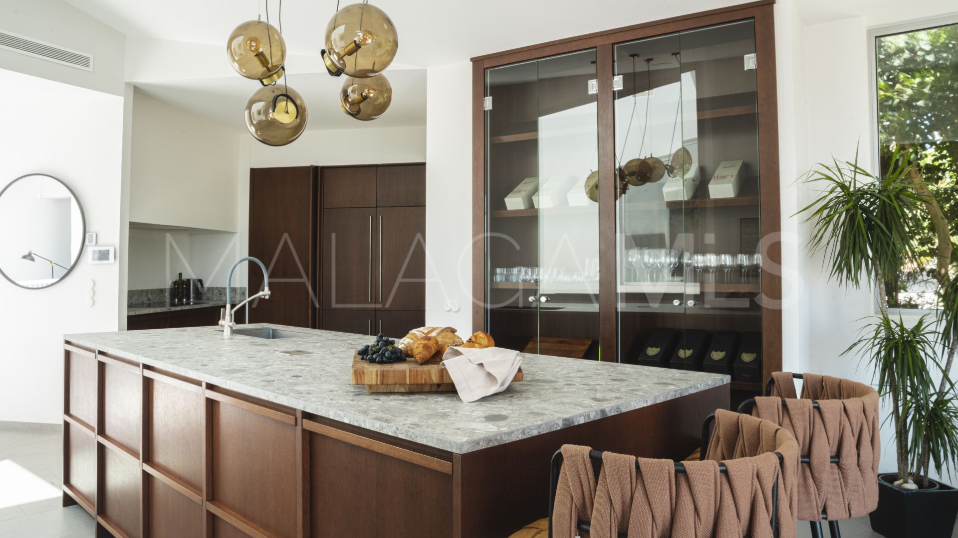 For sale Las Brisas villa