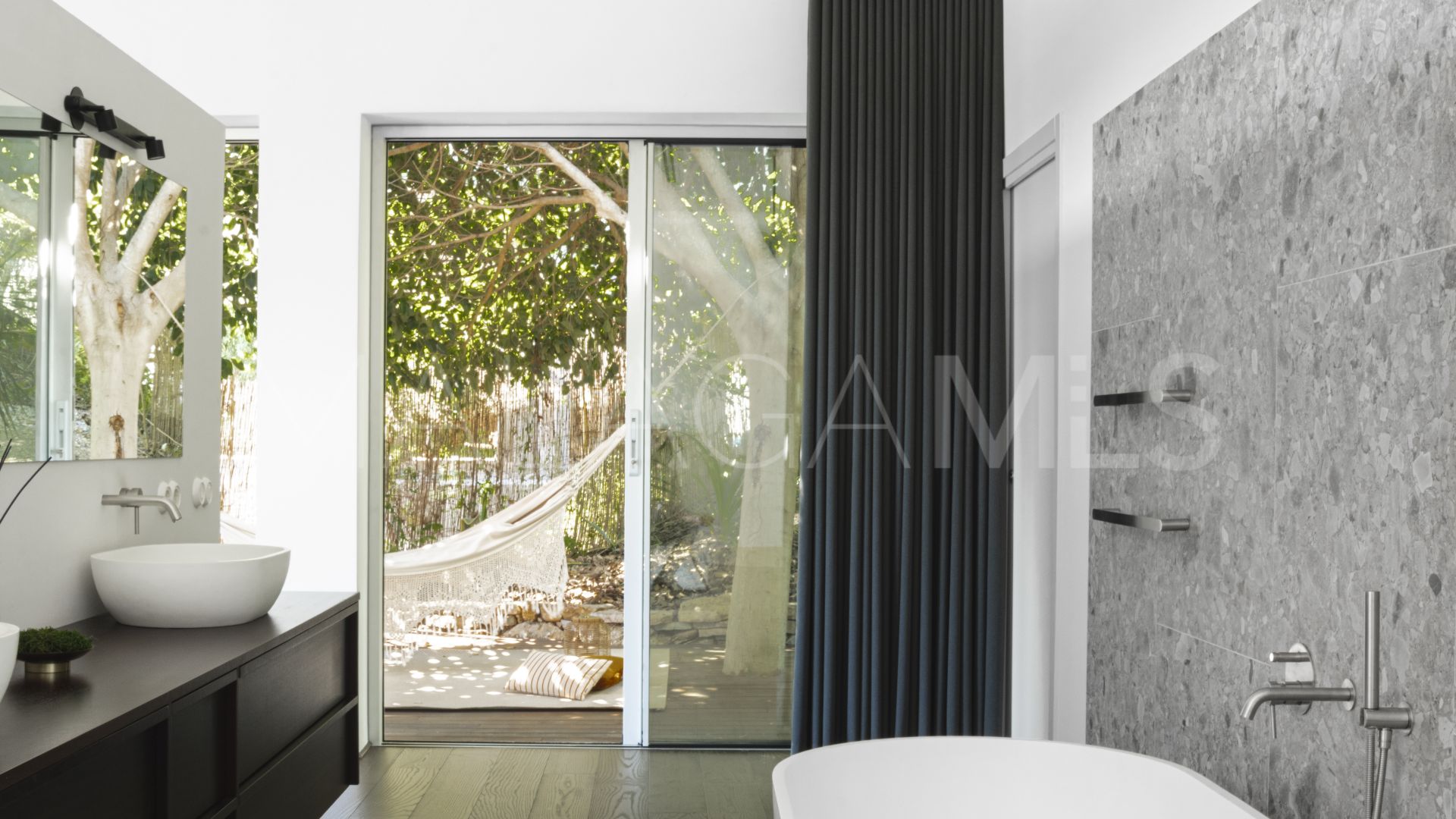 For sale Las Brisas villa