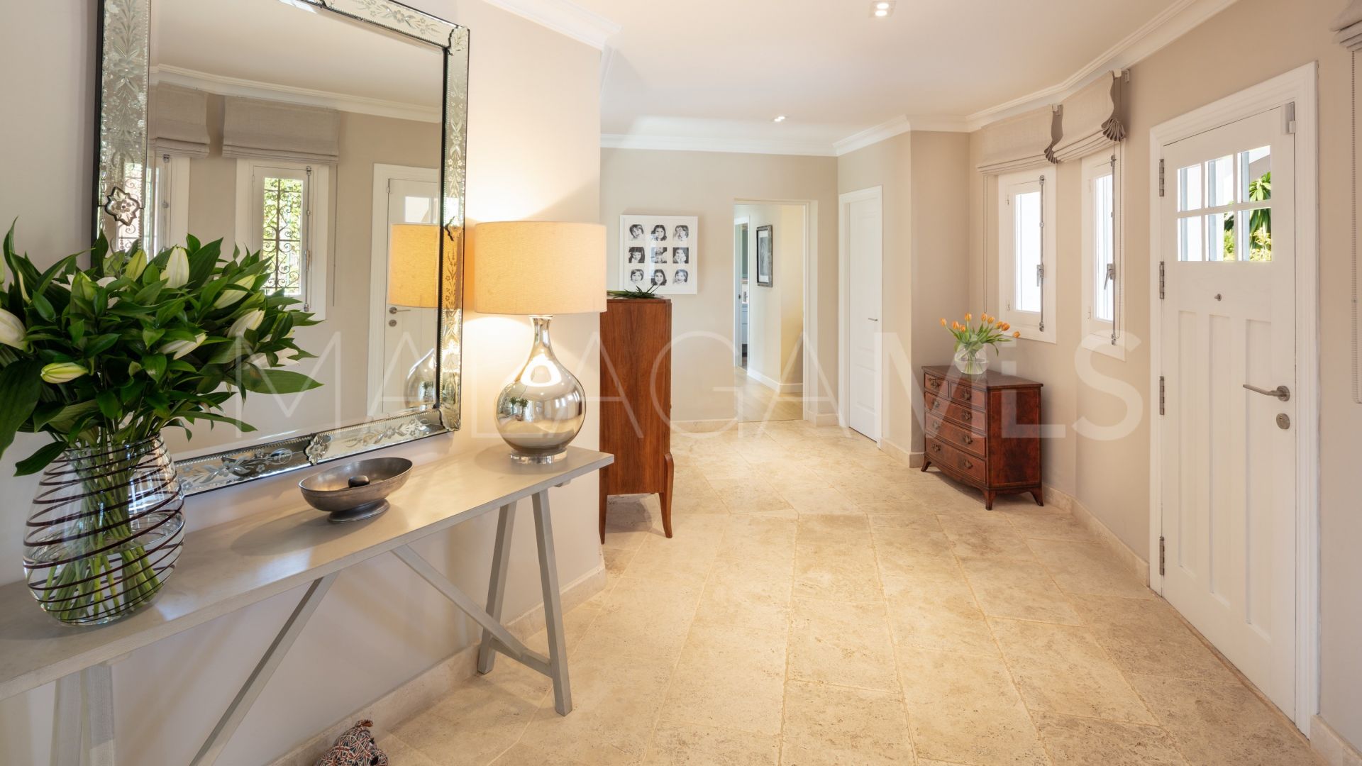 Se vende villa in El Rosario with 5 bedrooms