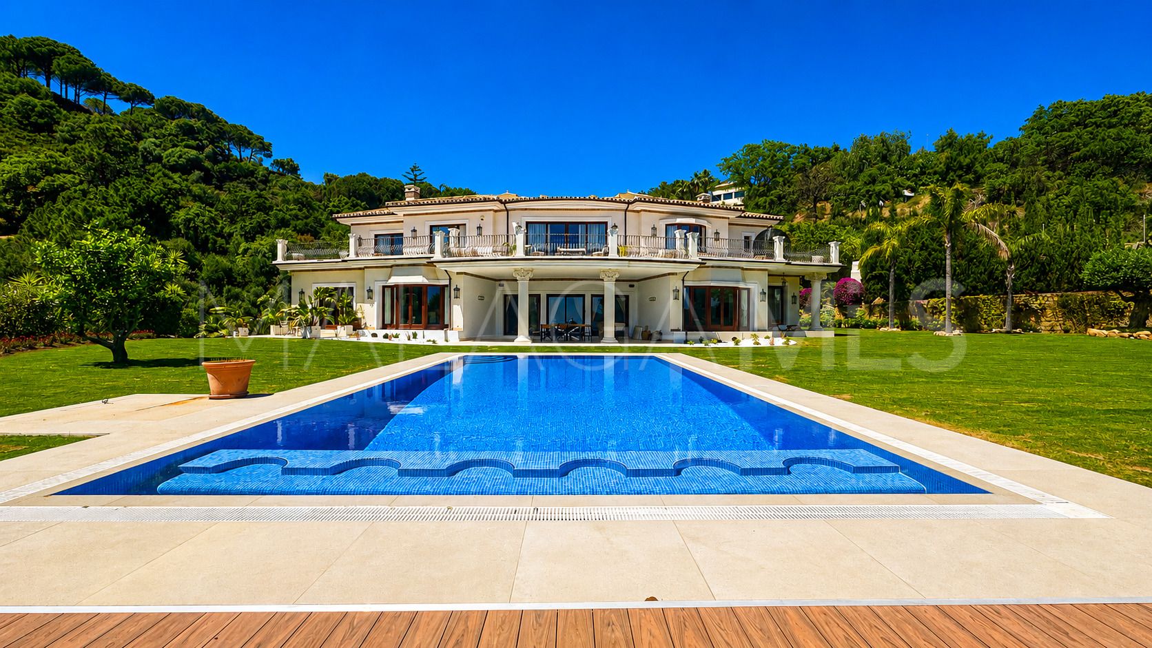 Se vende villa in La Zagaleta de 7 bedrooms
