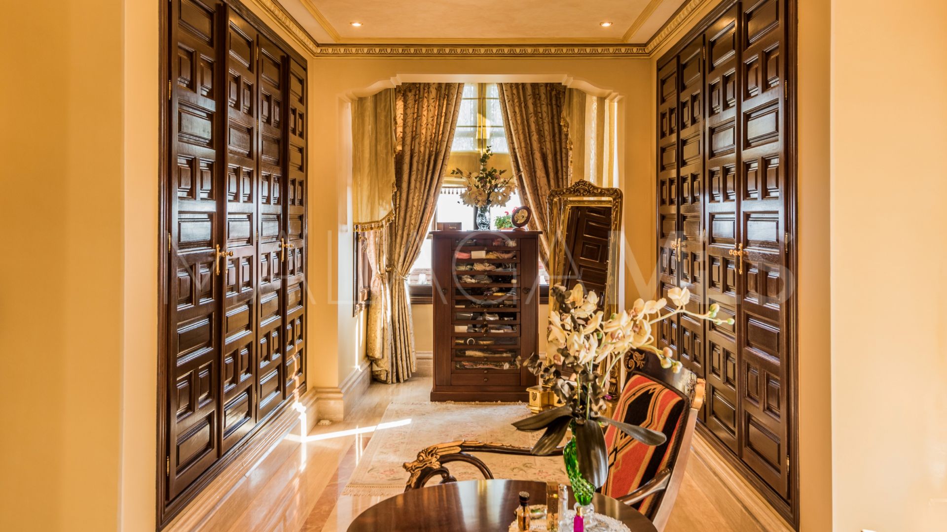 Villa for sale in Sierra Blanca