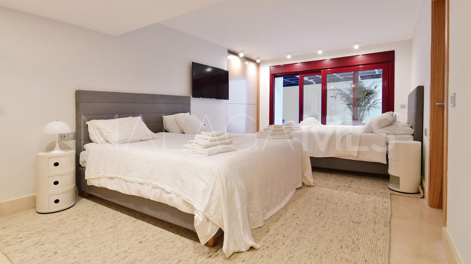 Nueva Andalucia, villa for sale