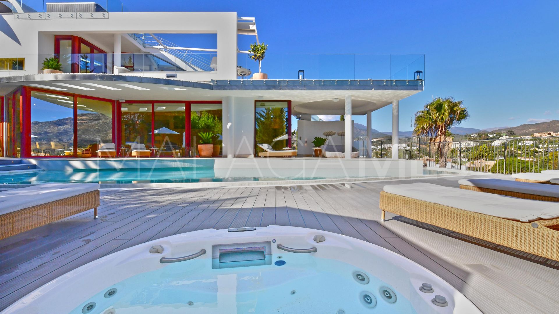 Nueva Andalucia, villa for sale