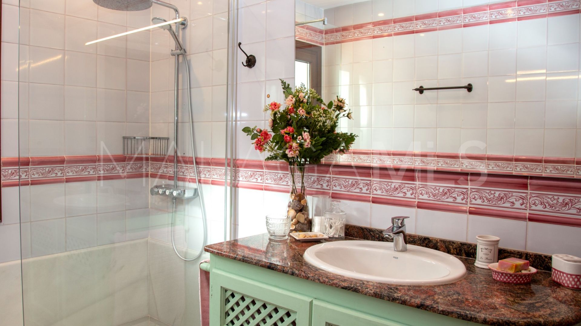 Se vende villa with 6 bedrooms in Mijas Costa