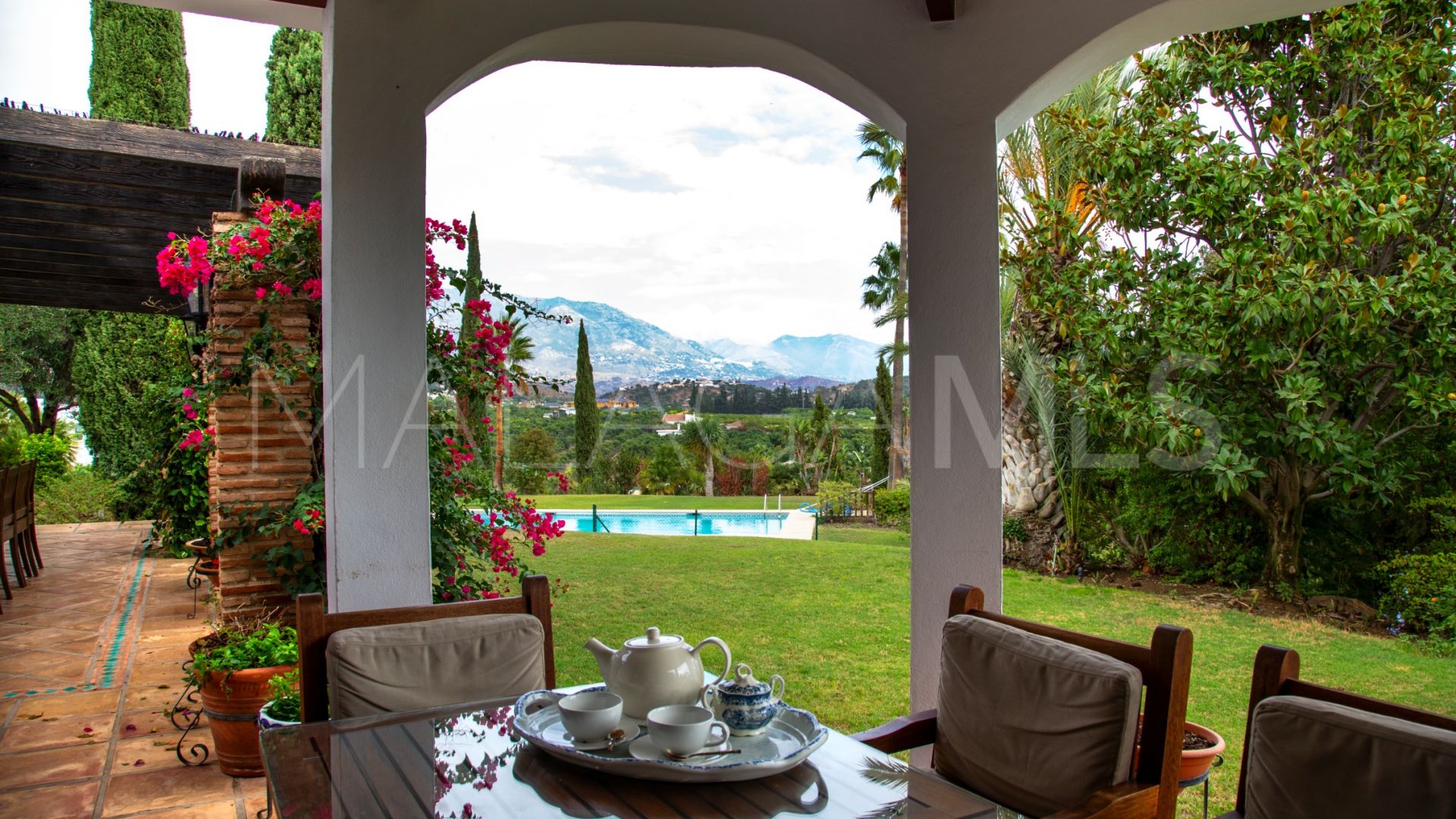 Se vende villa with 6 bedrooms in Mijas Costa