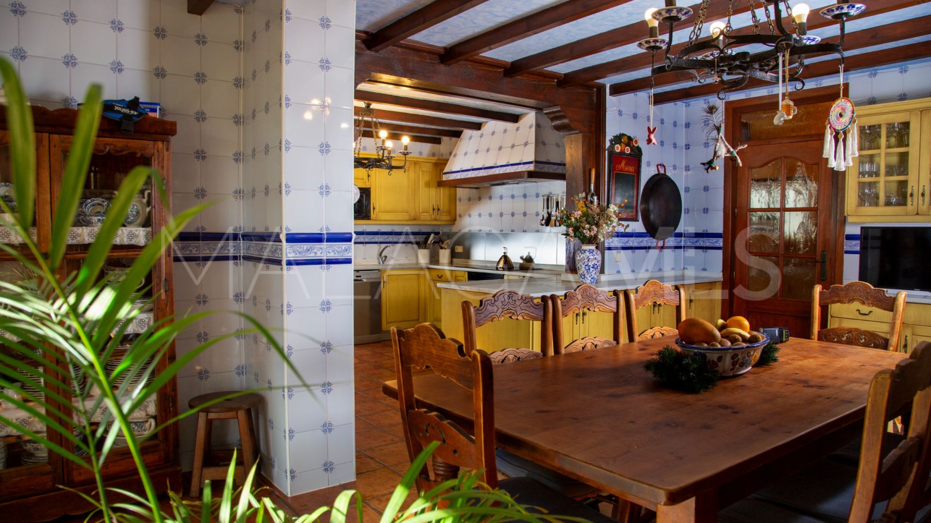 Se vende villa with 6 bedrooms in Mijas Costa