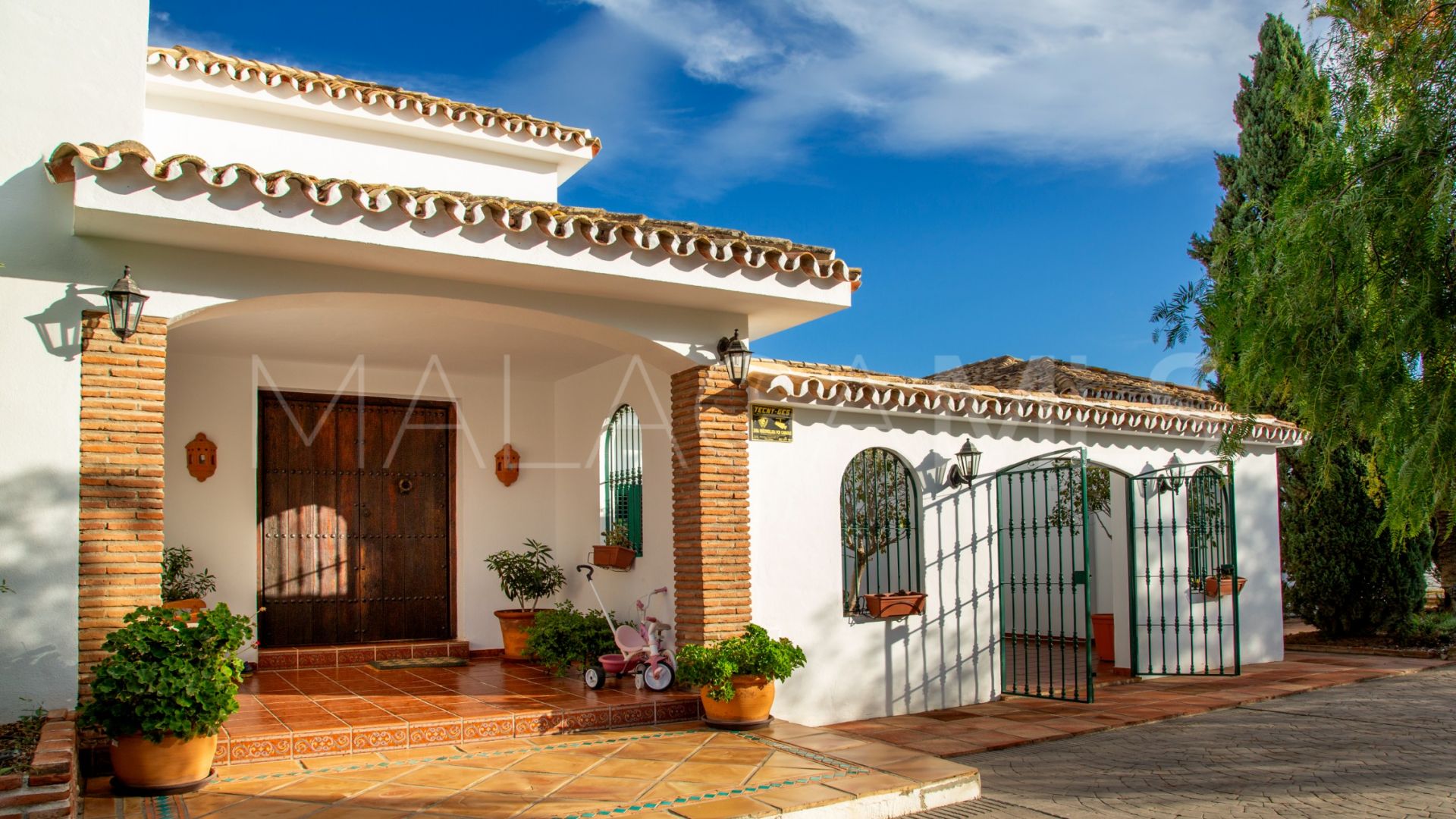 Se vende villa with 6 bedrooms in Mijas Costa
