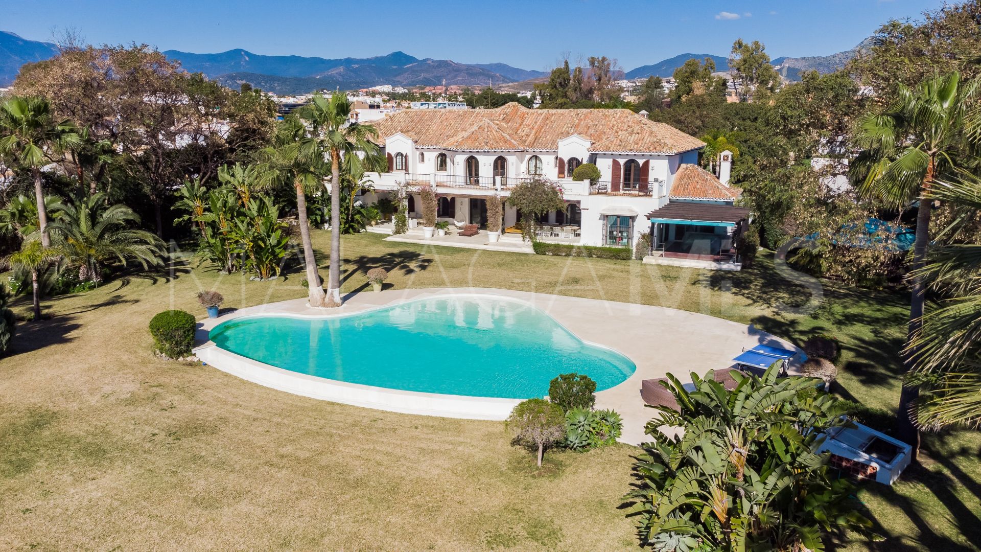 Villa for sale in Paraiso Barronal