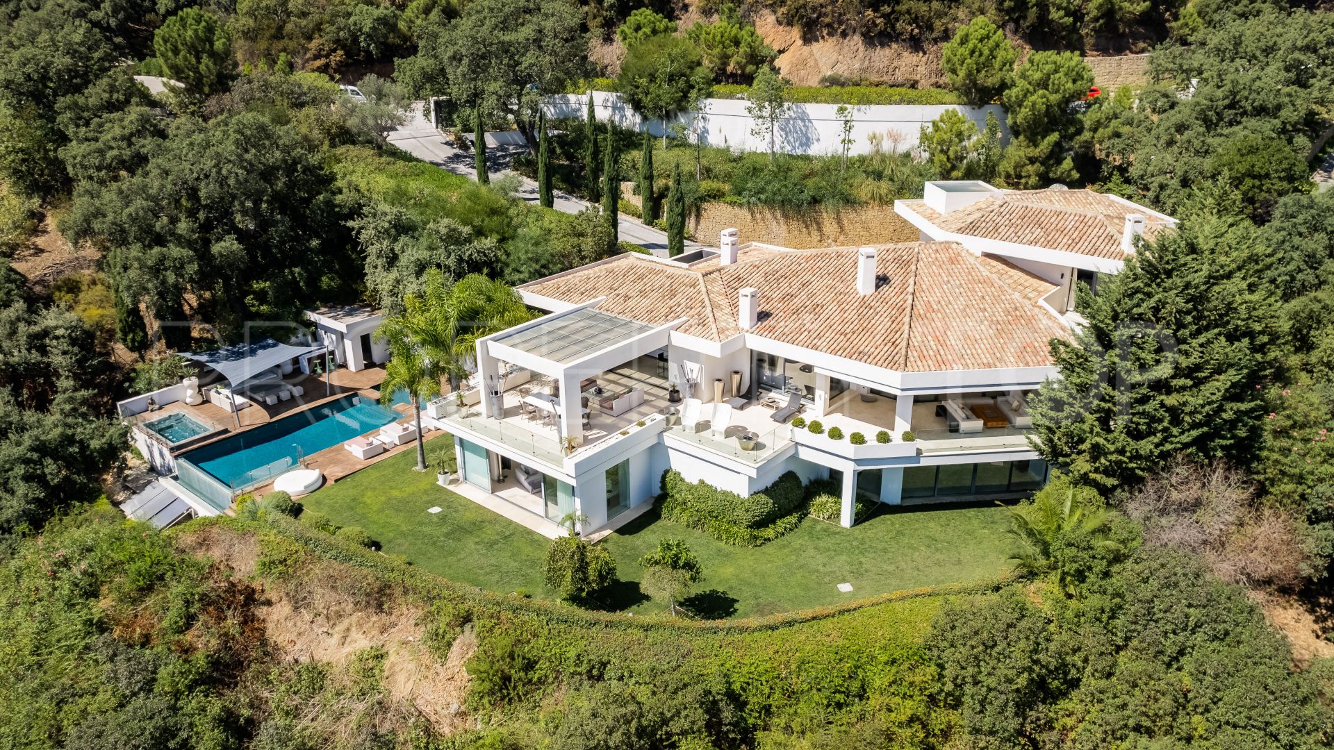 5 bedrooms villa in La Zagaleta for sale