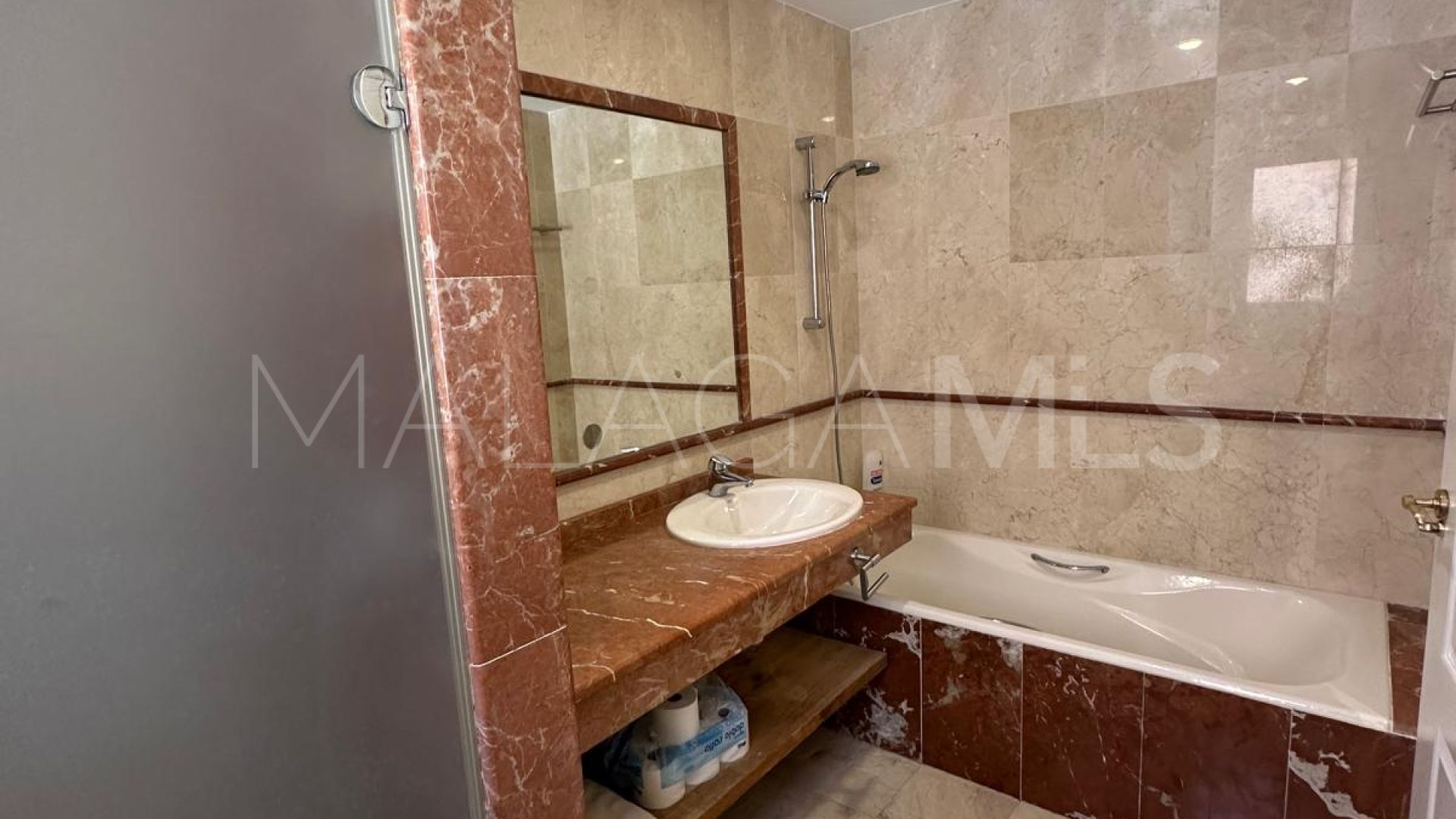 For sale ground floor apartment in Hacienda del Sol with 3 bedrooms