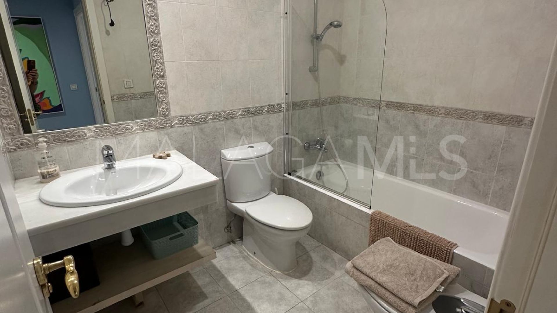 For sale ground floor apartment in Hacienda del Sol with 3 bedrooms