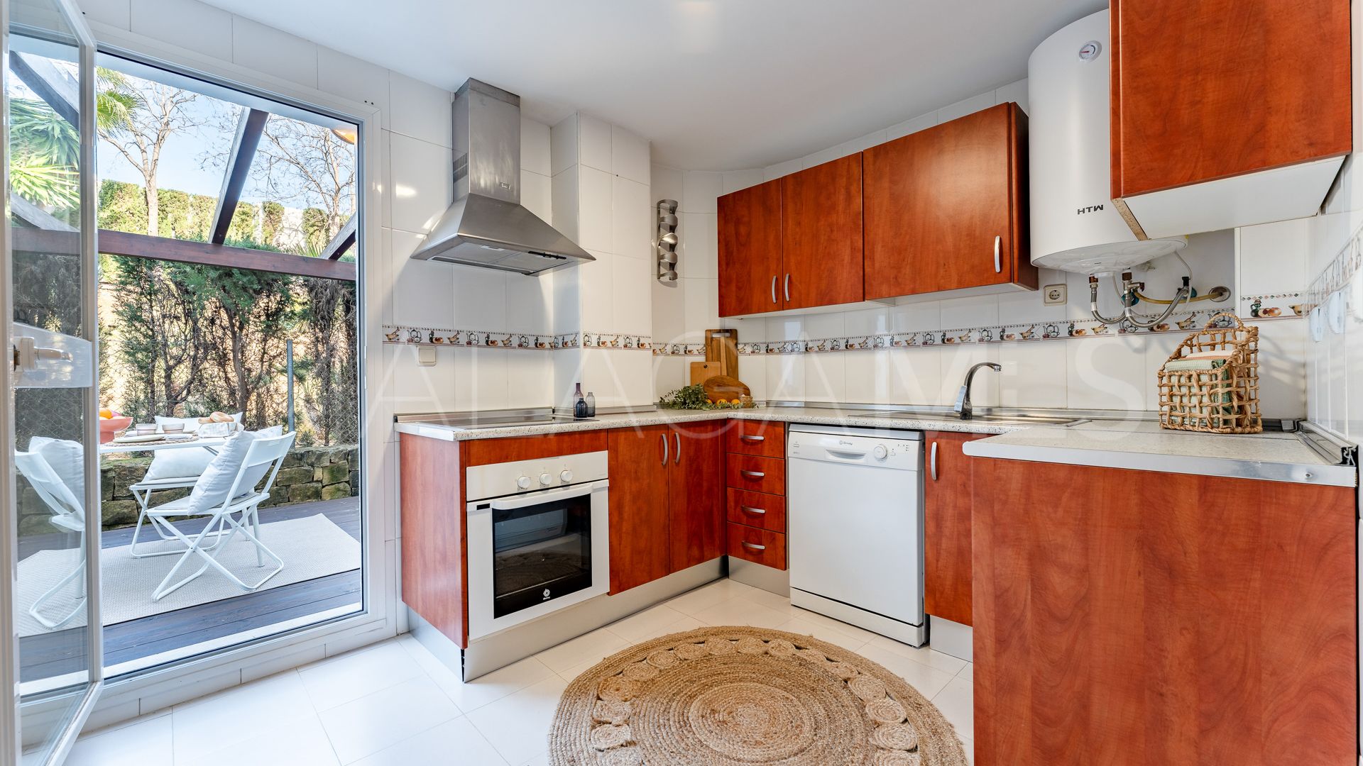 Markplanslägenhet for sale in Costalita