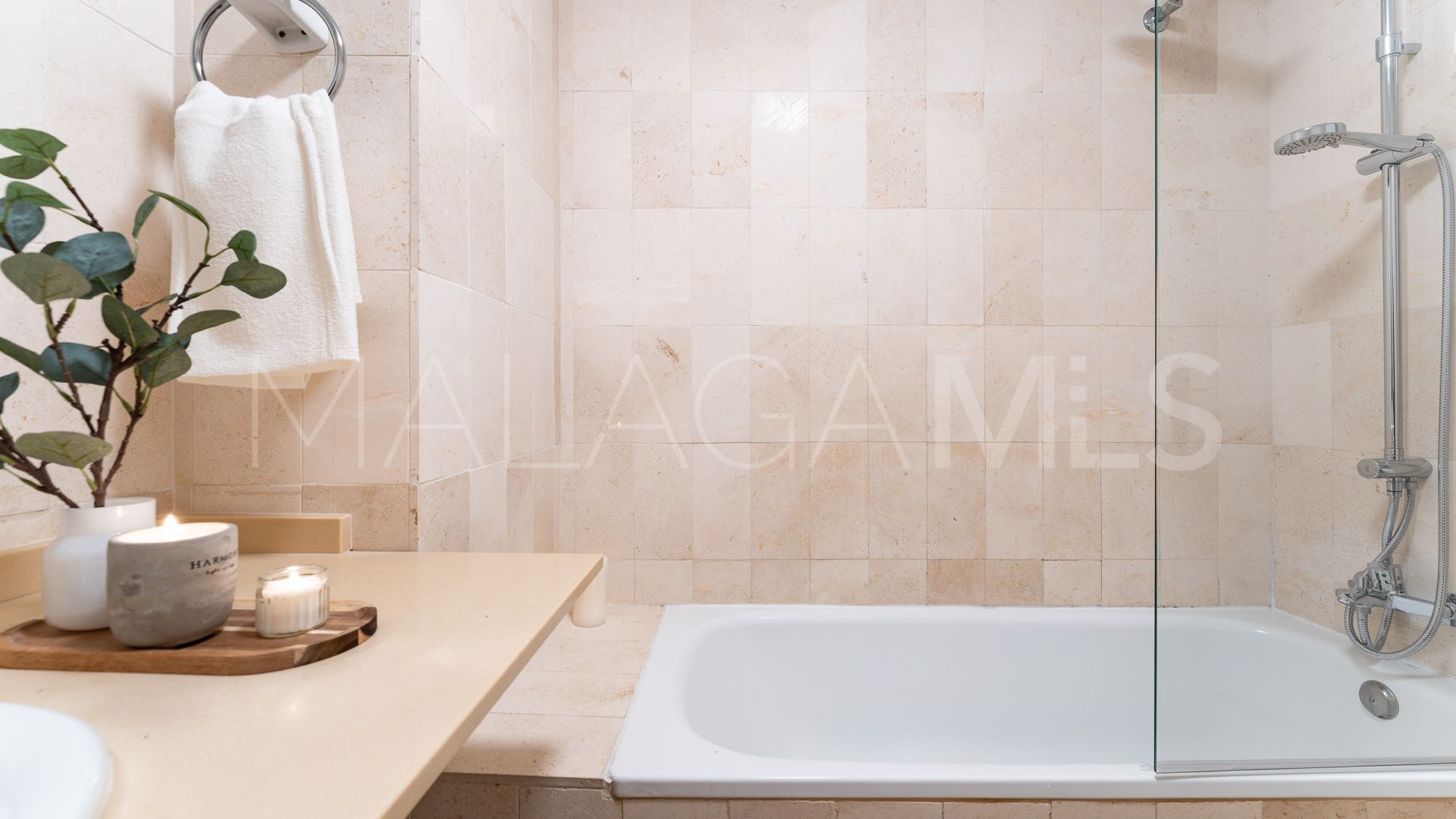 Markplanslägenhet for sale in Costalita