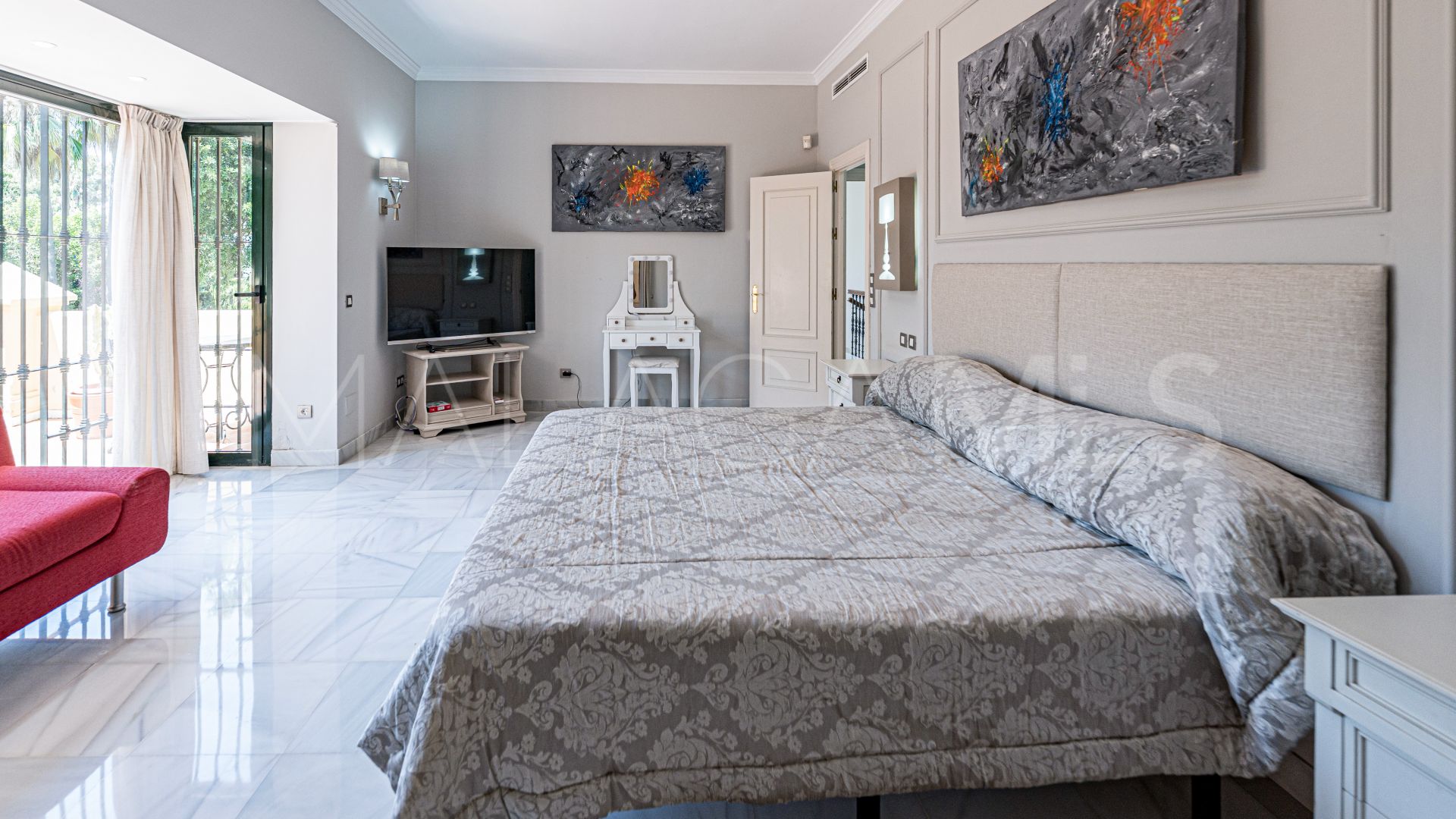 Casa for sale in Guadalmina Baja