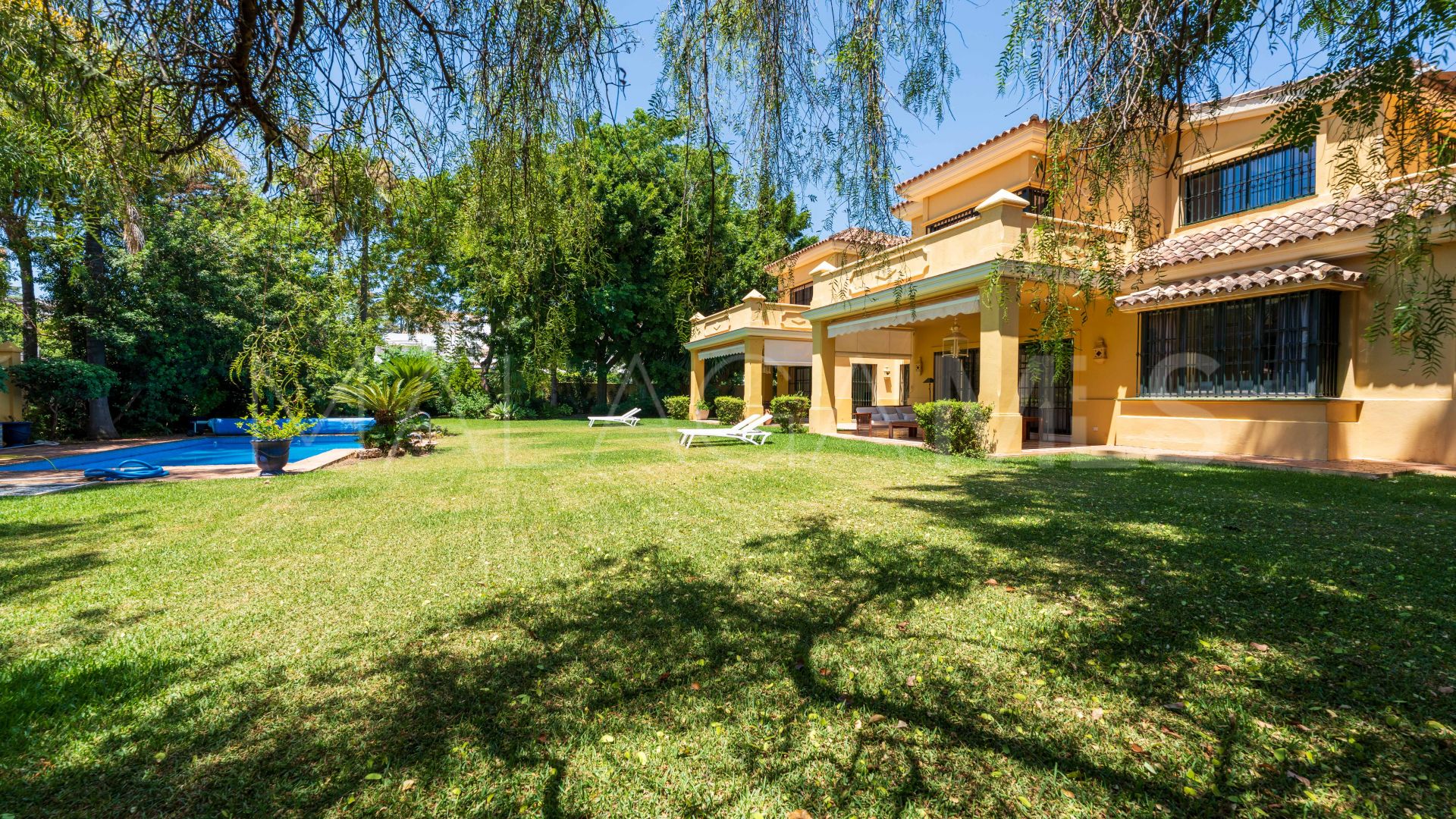 Casa for sale in Guadalmina Baja