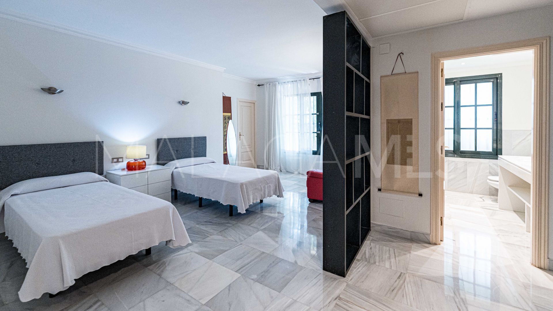 Casa for sale in Guadalmina Baja