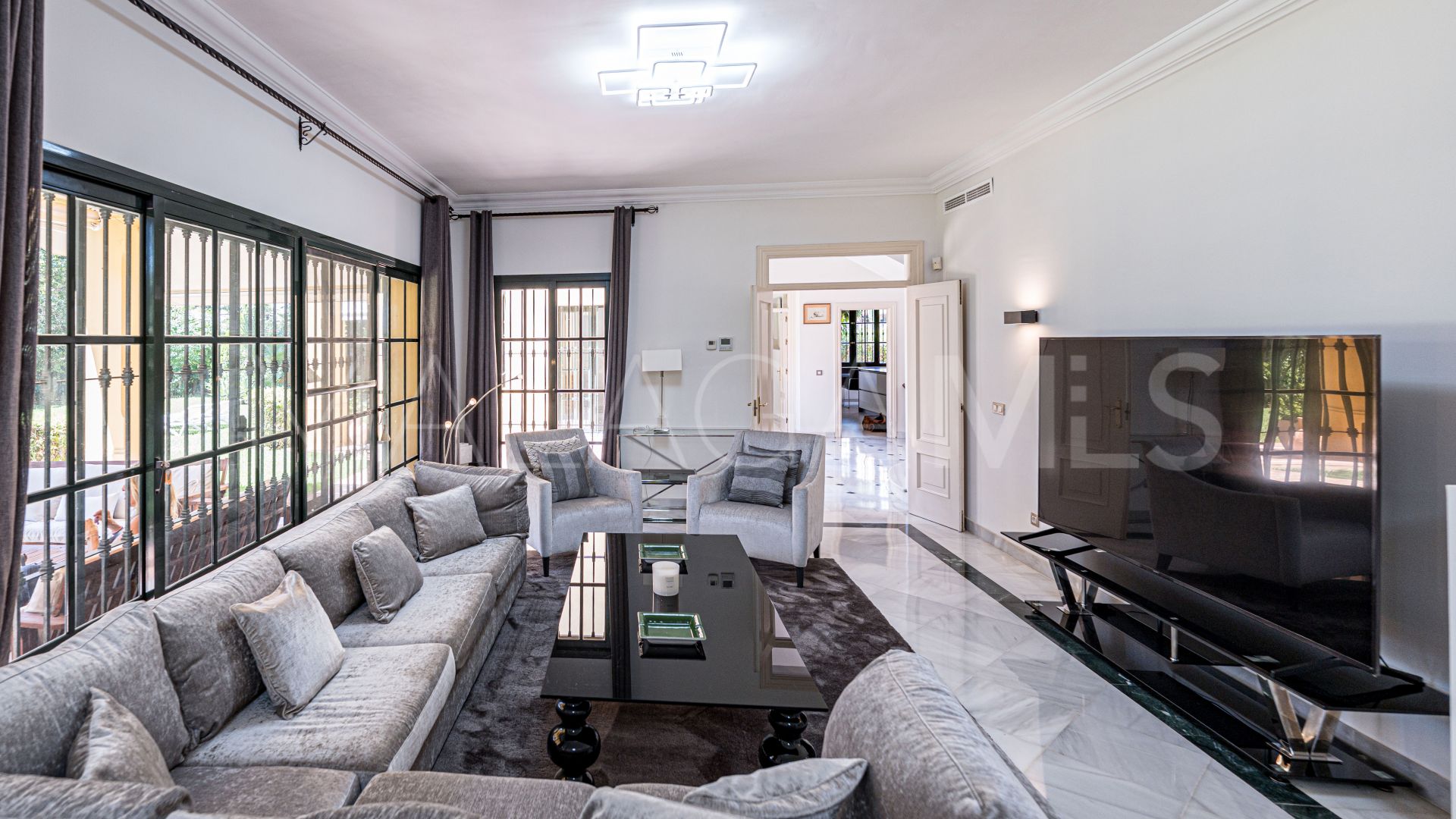 Casa for sale in Guadalmina Baja