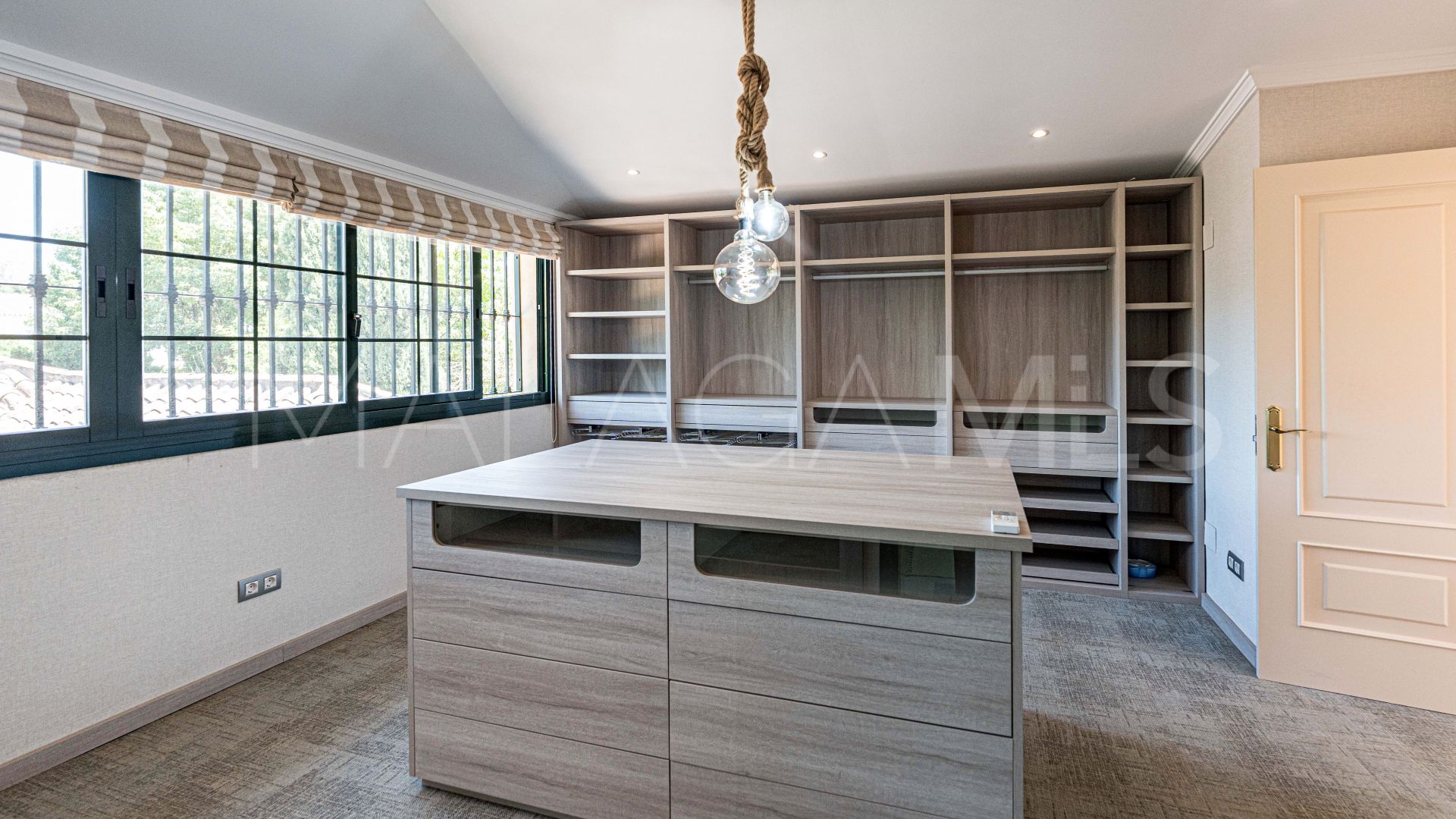 Casa for sale in Guadalmina Baja