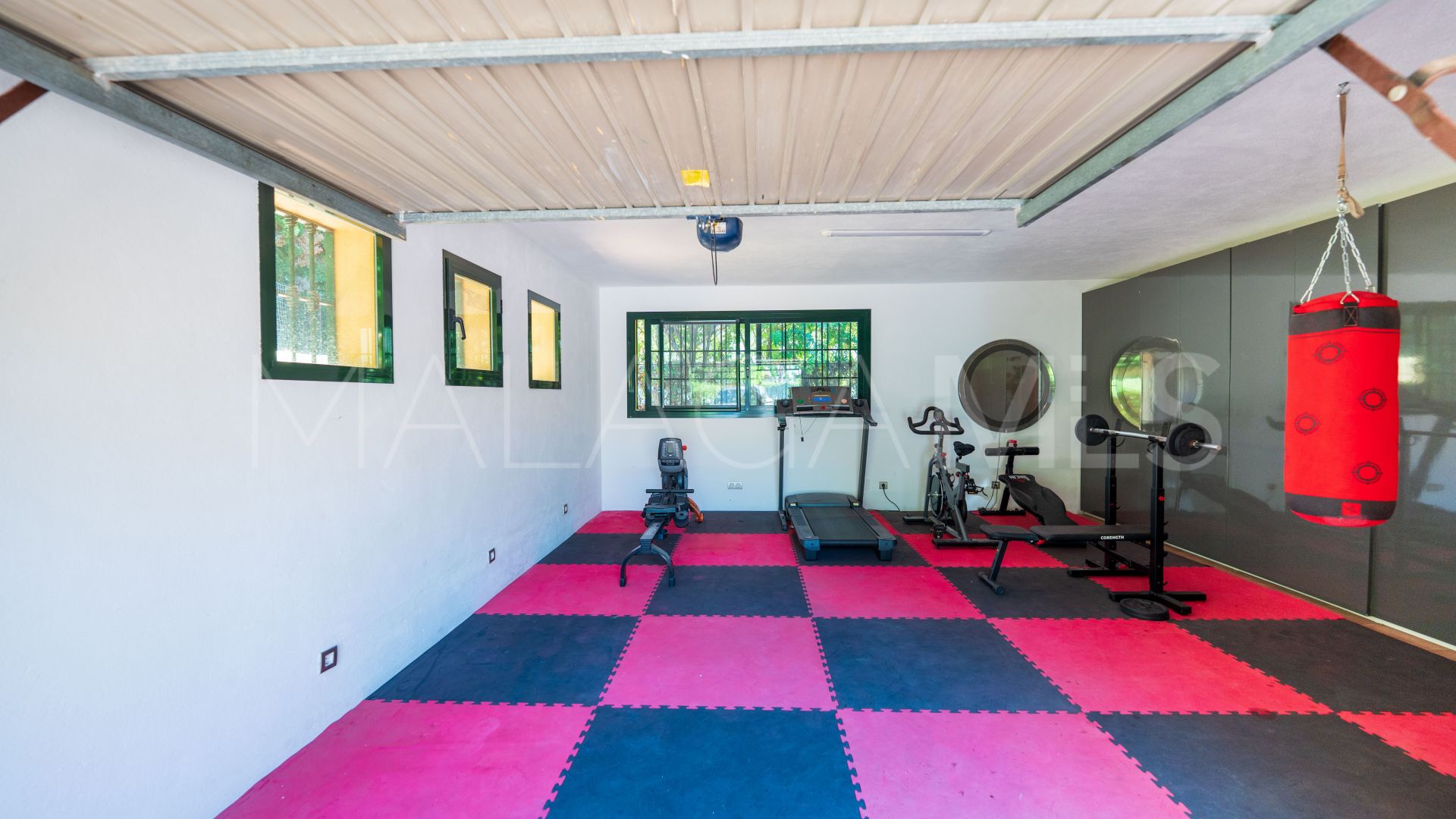 Casa for sale in Guadalmina Baja