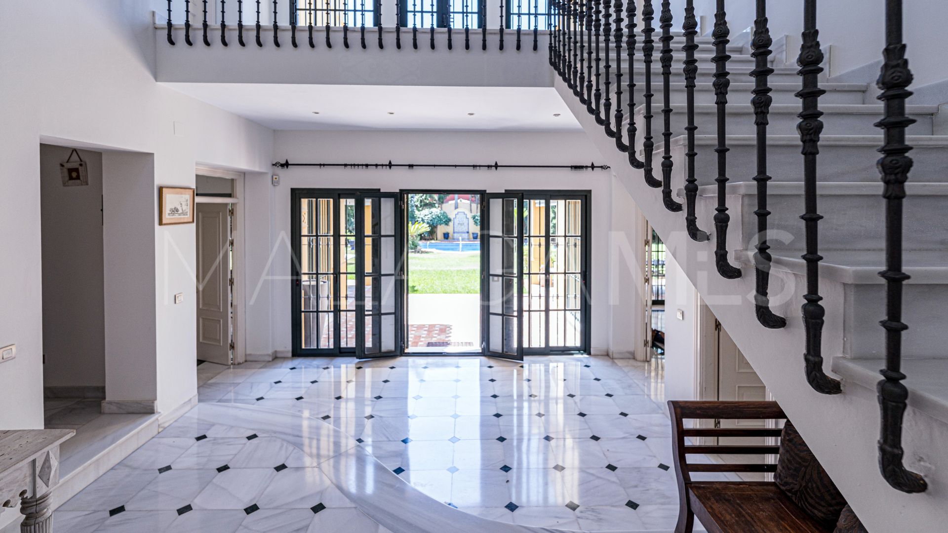 Casa for sale in Guadalmina Baja