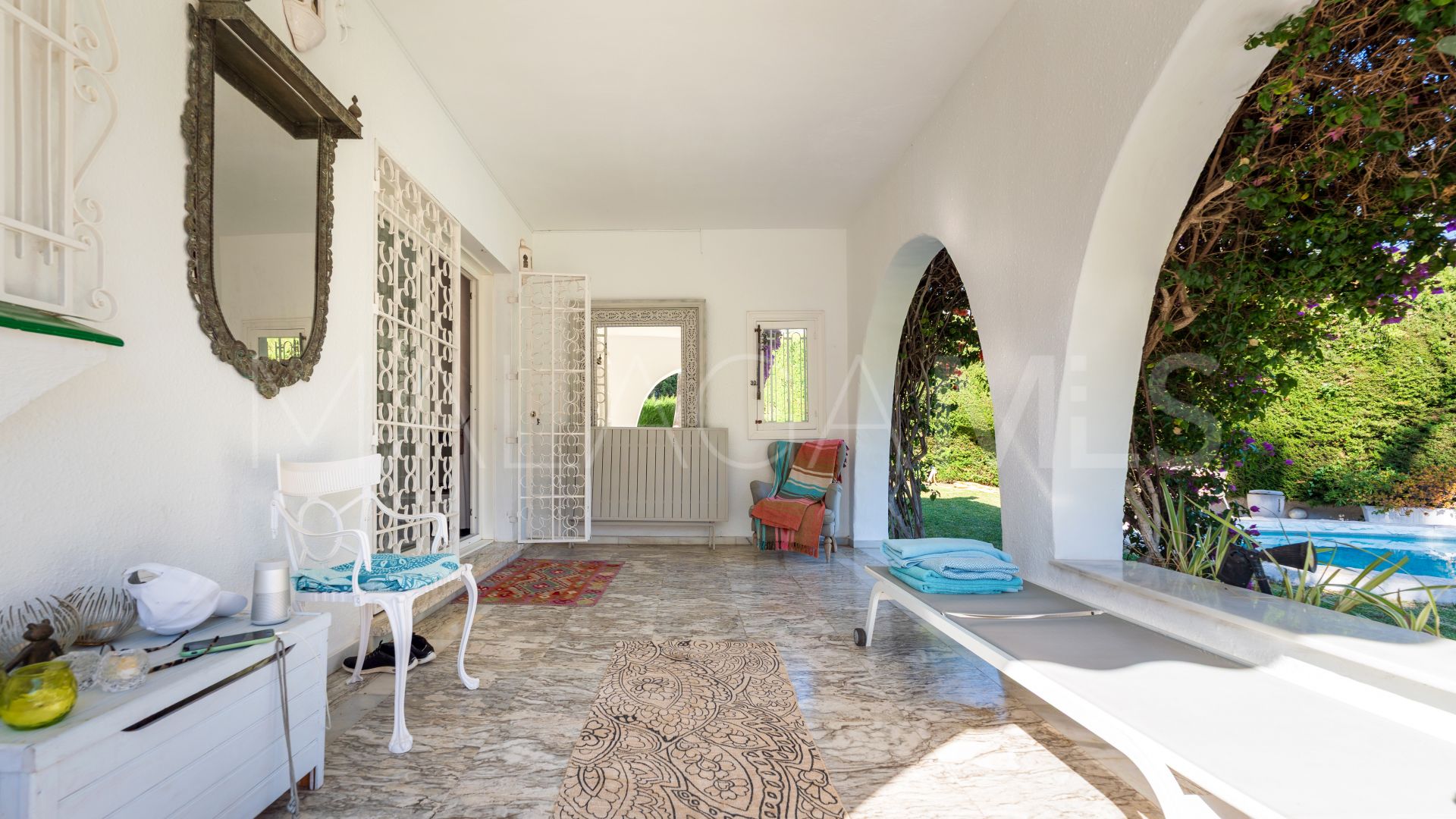 Casa a la venta in Guadalmina Alta with 5 bedrooms