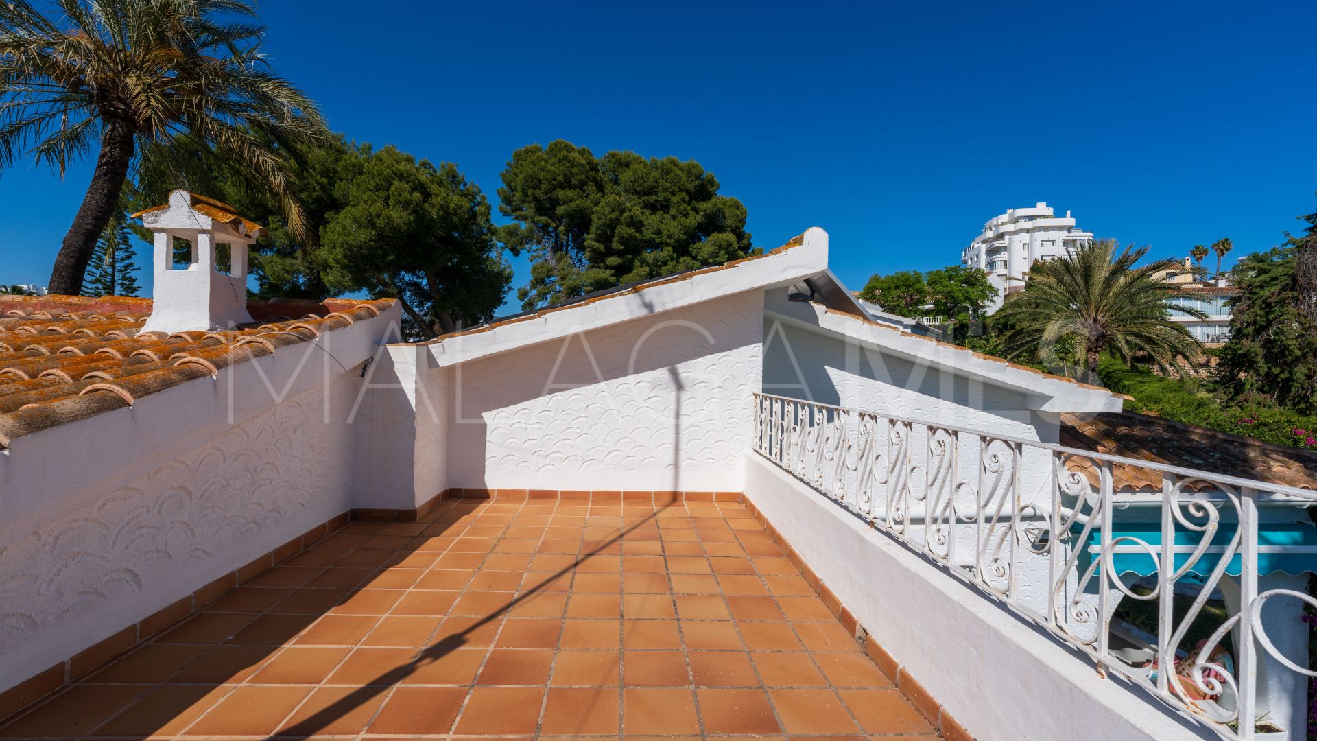 Casa a la venta in Guadalmina Alta with 5 bedrooms