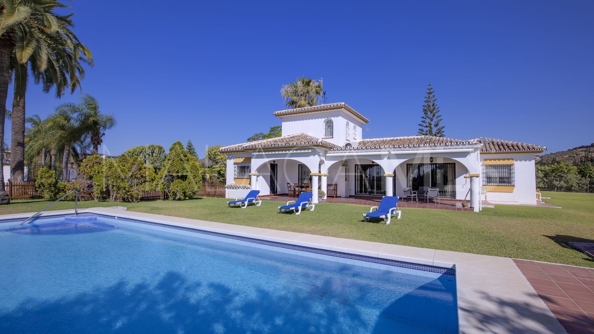 Finca for sale in Mijas Costa