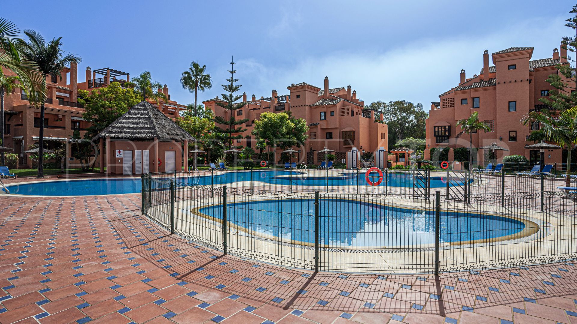 For sale 3 bedrooms ground floor apartment in Hacienda del Sol