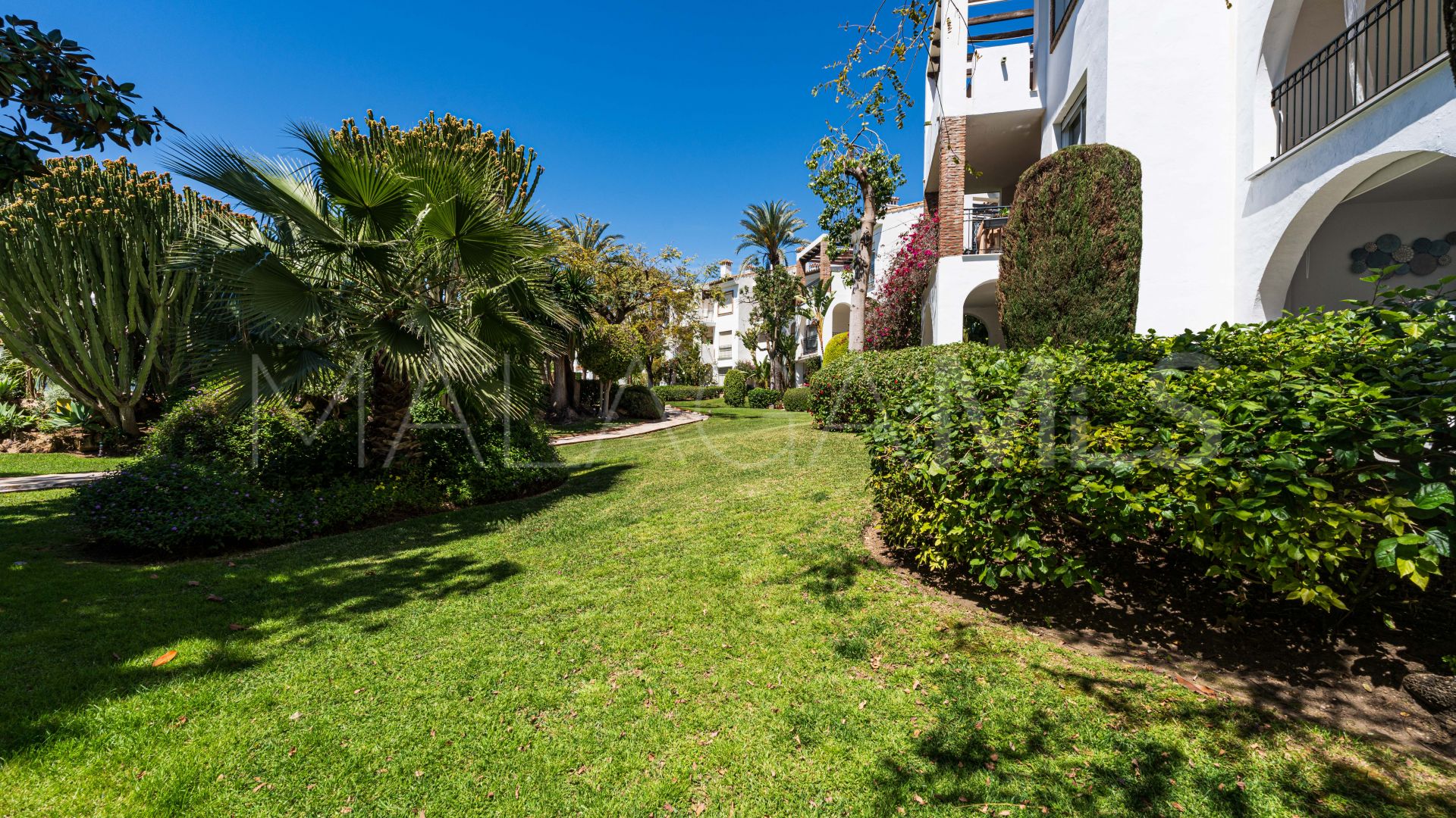 Appartement for sale in Estepona Est