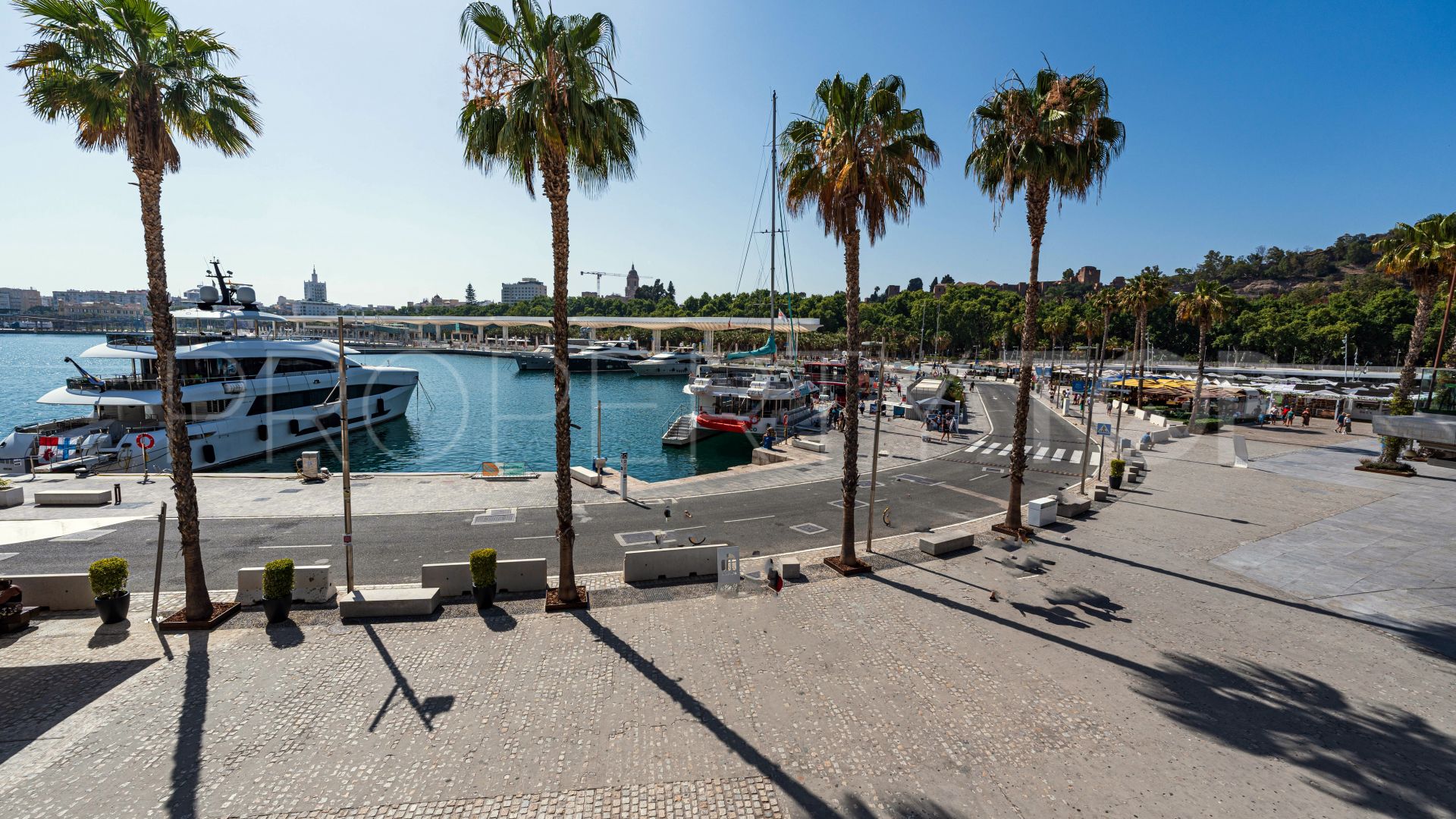 Comprar piso en La Malagueta - La Caleta de 2 dormitorios