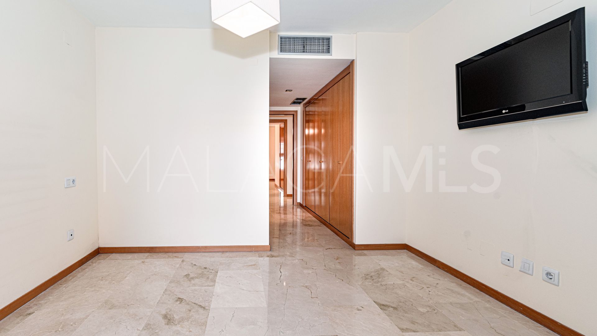 Campos de Guadalmina apartment for sale