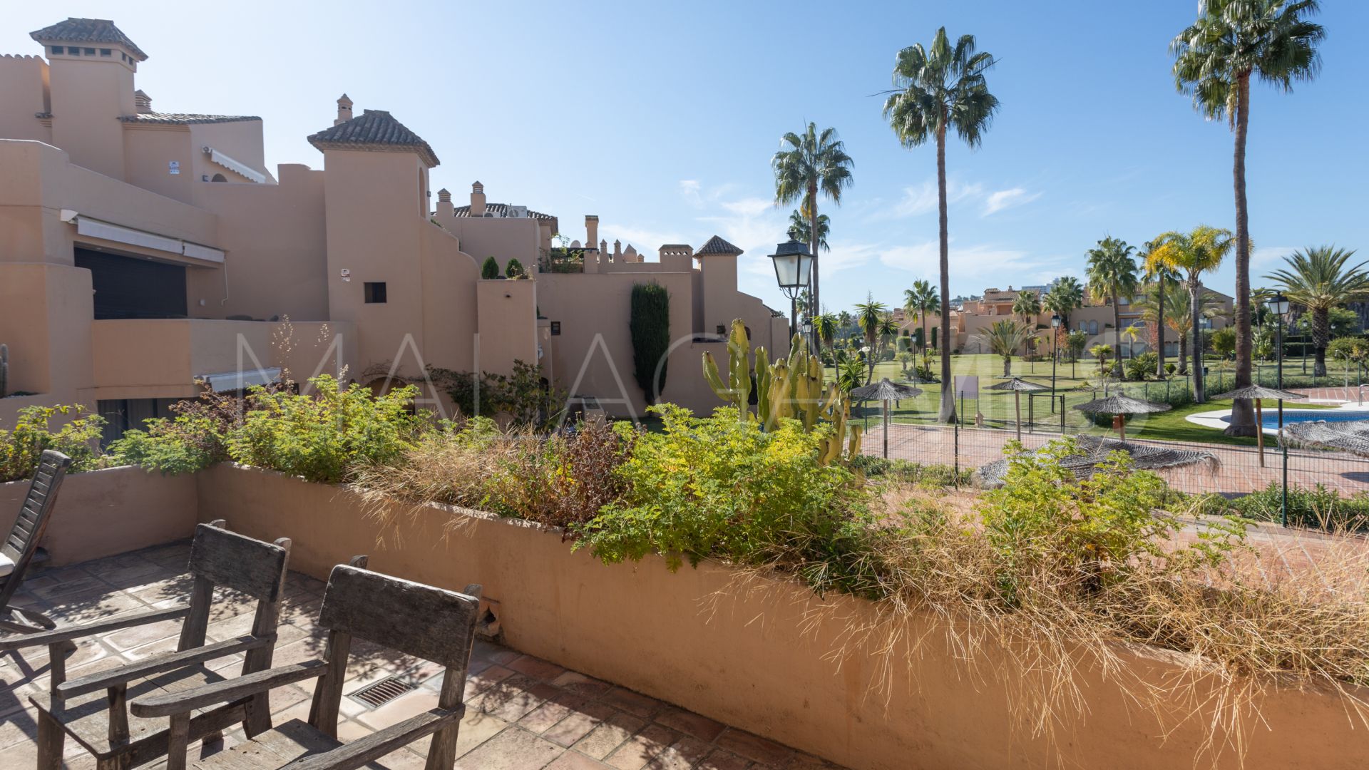 Markplanslägenhet for sale in La Cartuja del Golf