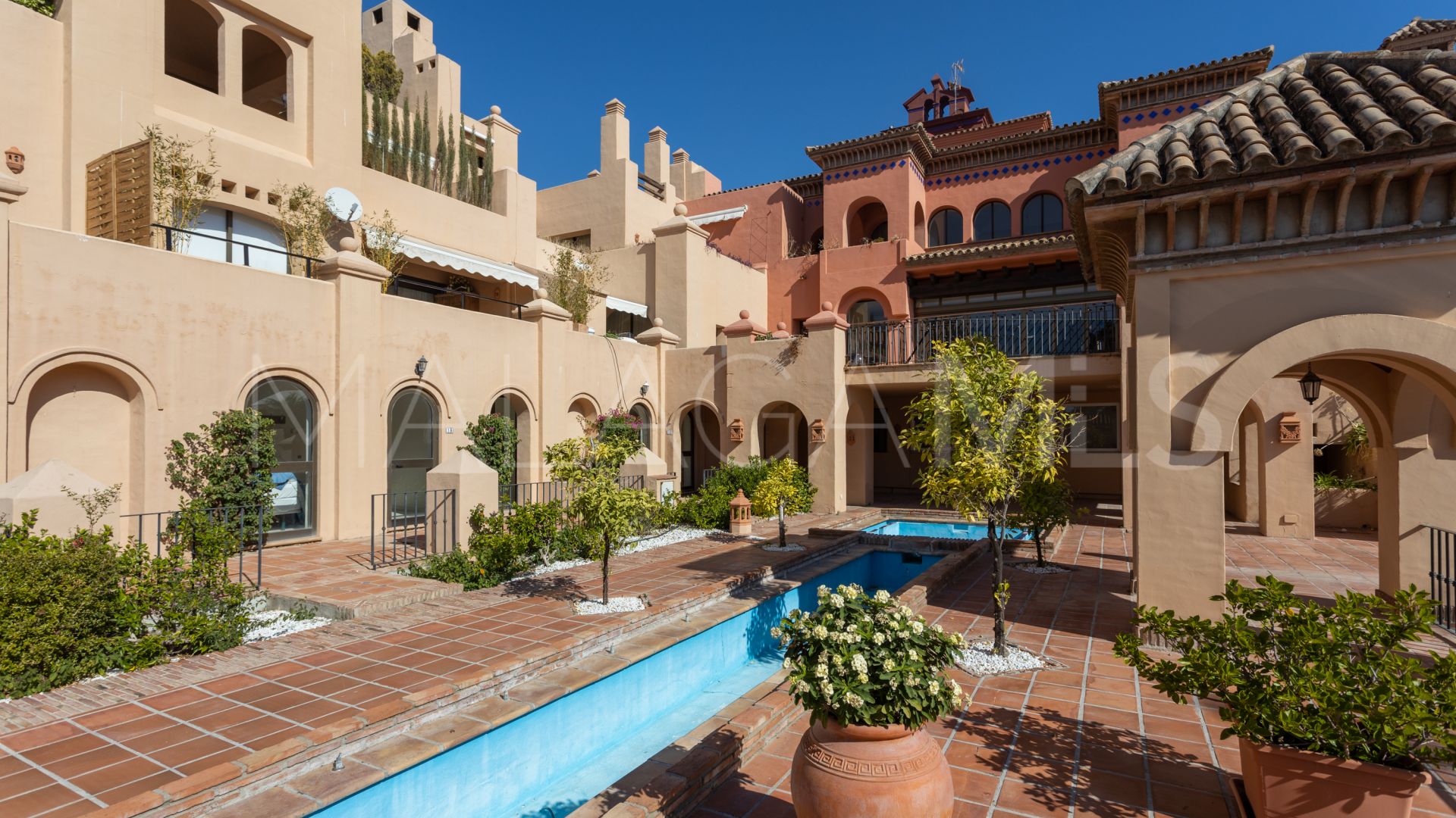 Markplanslägenhet for sale in La Cartuja del Golf