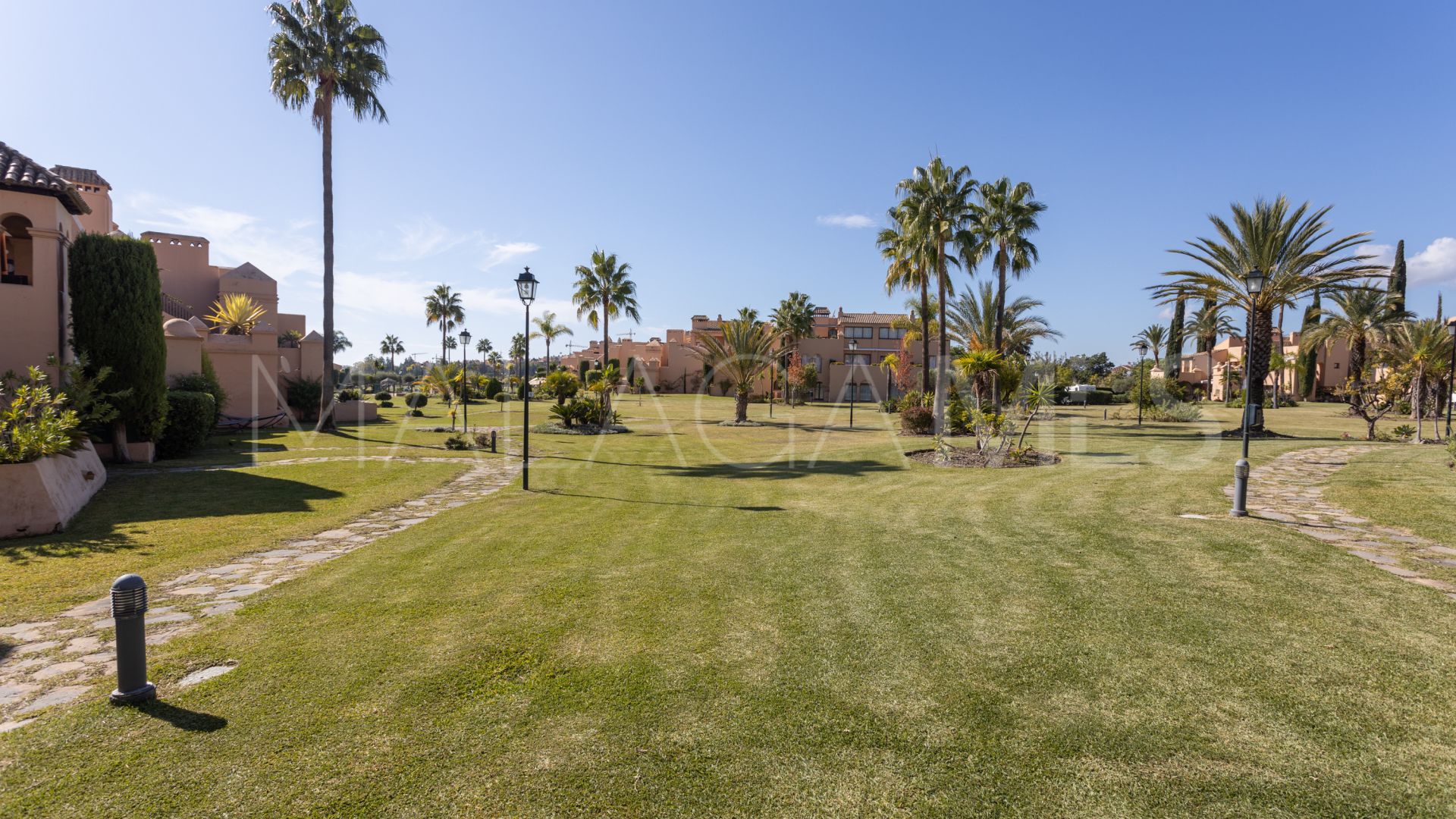 Markplanslägenhet for sale in La Cartuja del Golf