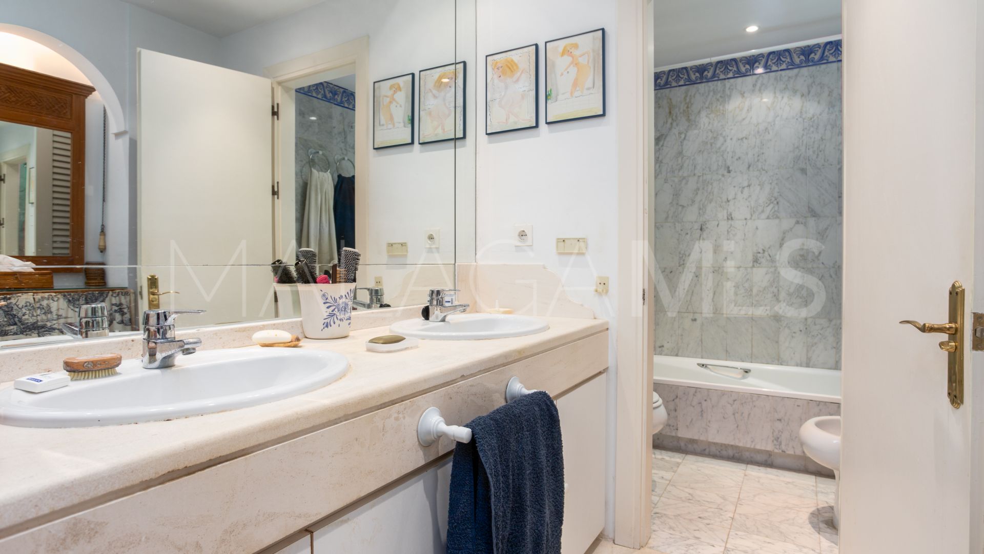 Markplanslägenhet for sale in La Cartuja del Golf