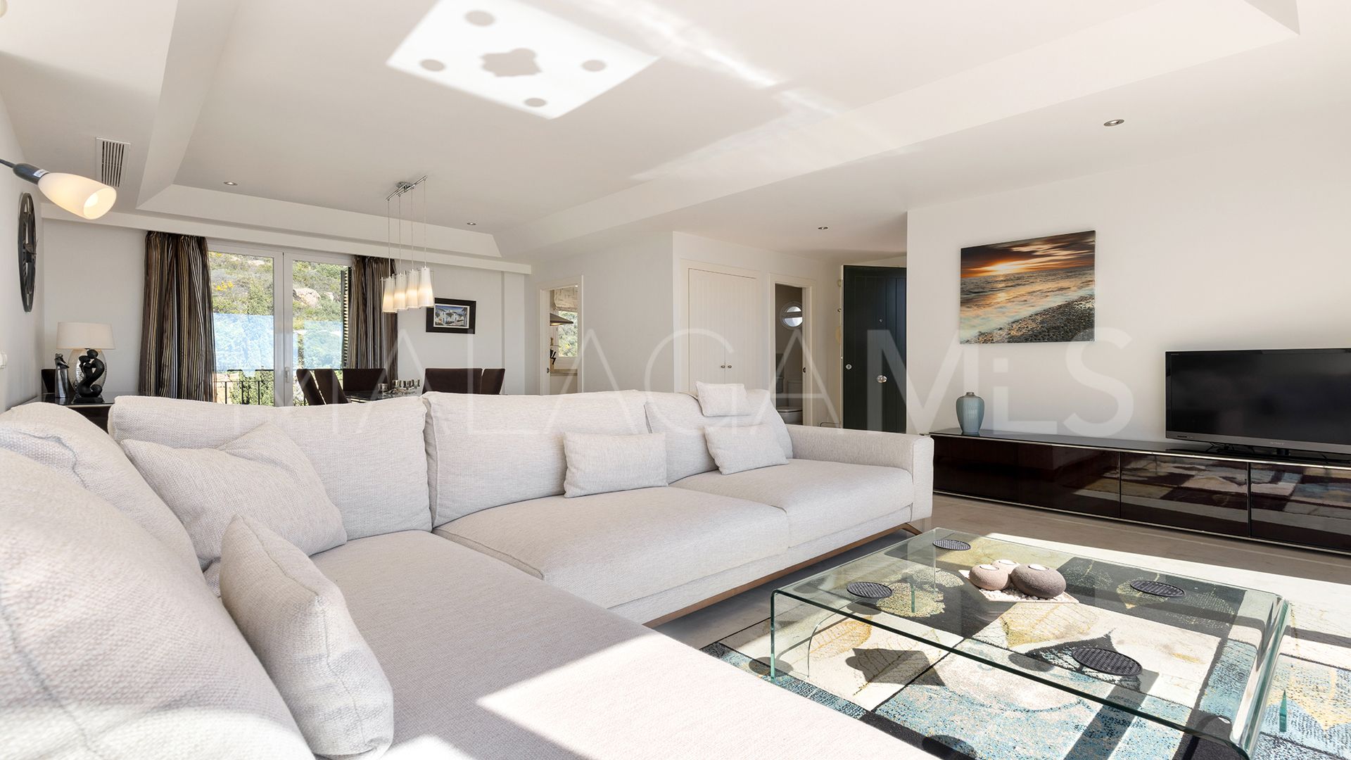 For sale 3 bedrooms penthouse in Doña Julia