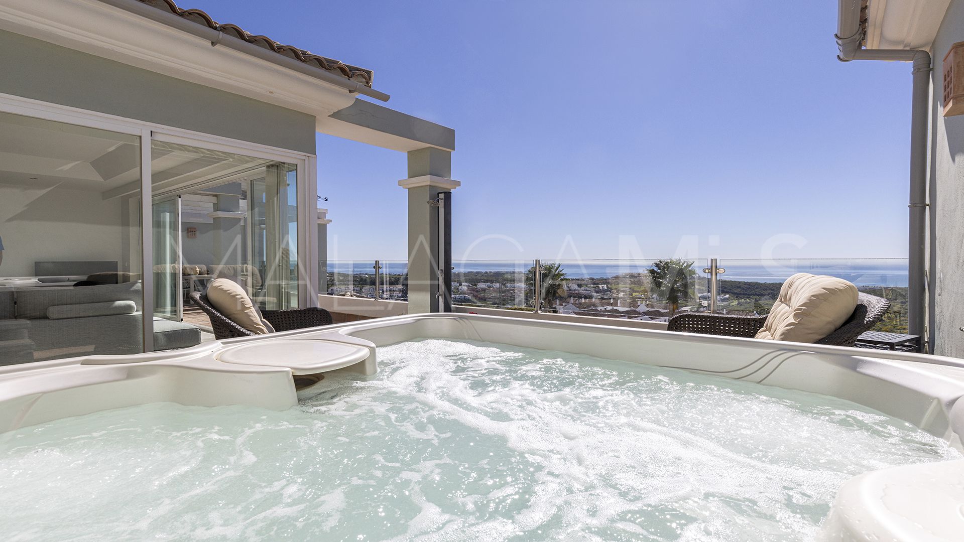 For sale 3 bedrooms penthouse in Doña Julia