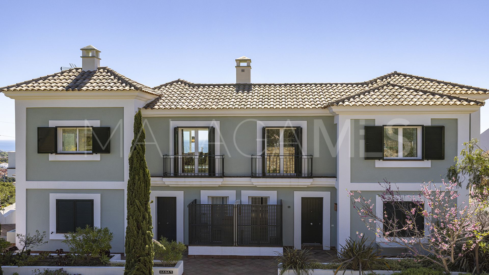 For sale 3 bedrooms penthouse in Doña Julia